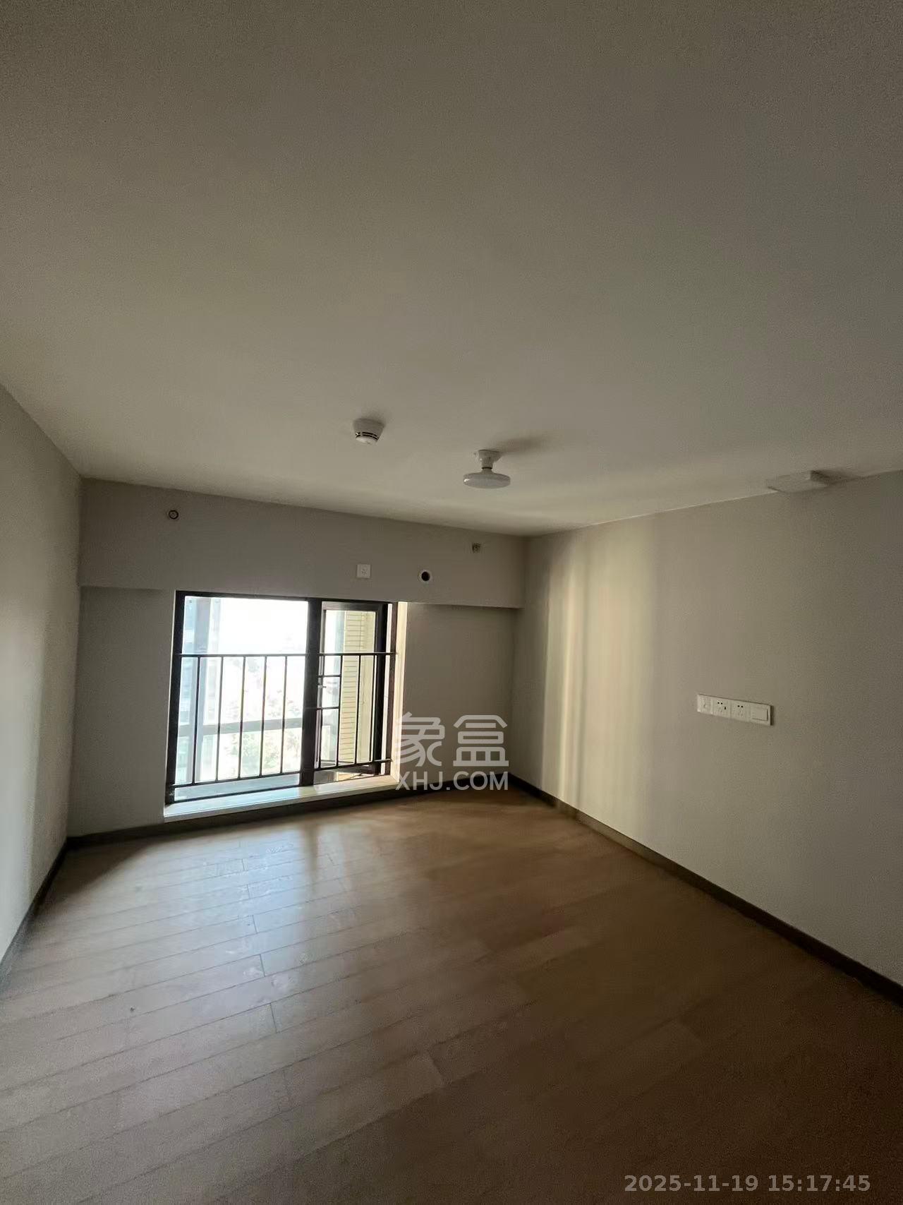 时代年华 2室1厅1卫 1300.0元/月 时代年华 2室1厅1卫 1300.0元/月室内图