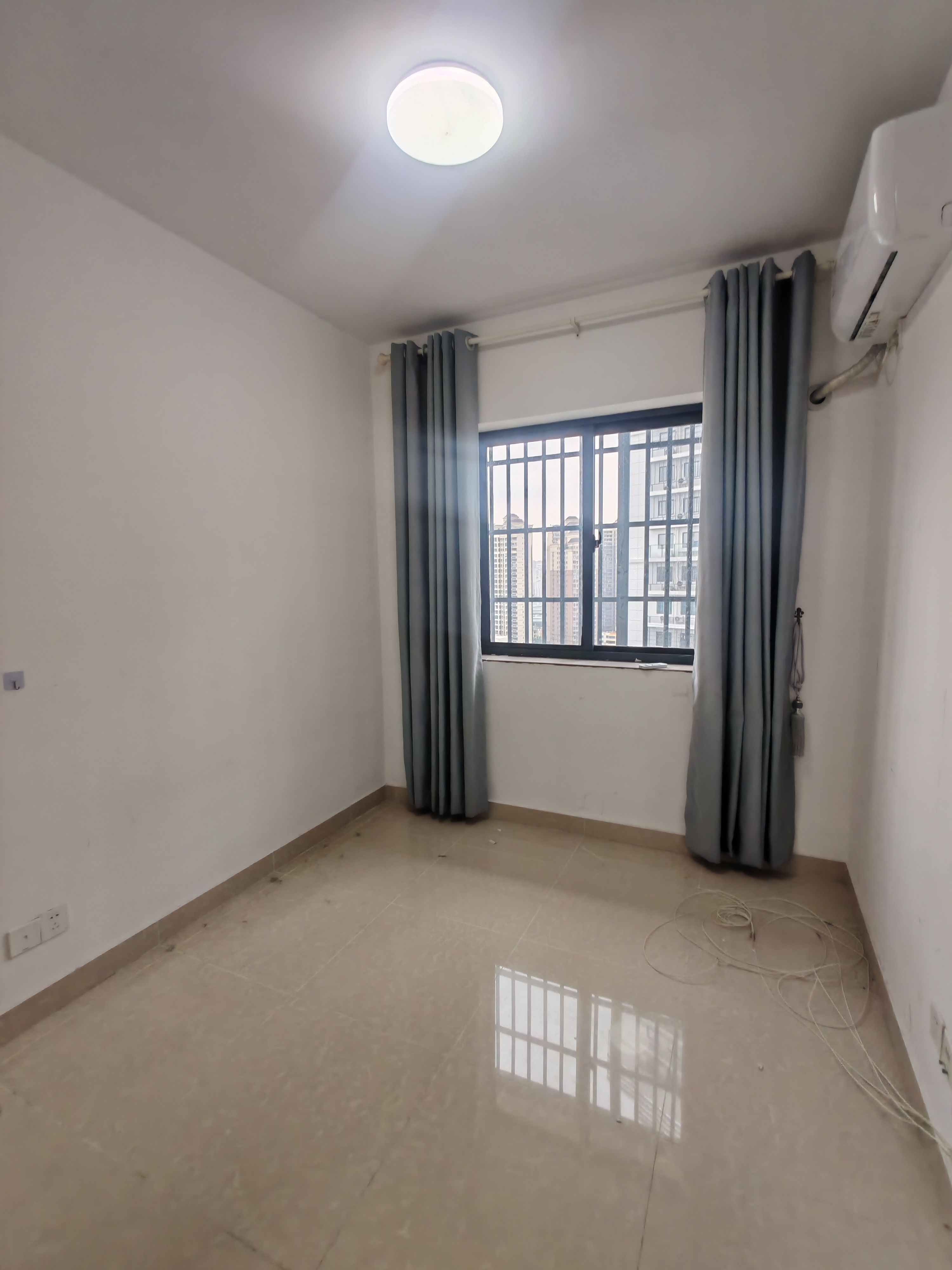 龙昆雅苑（中交·龙昆雅苑）  3室2厅2卫    3000.0元/月室内图