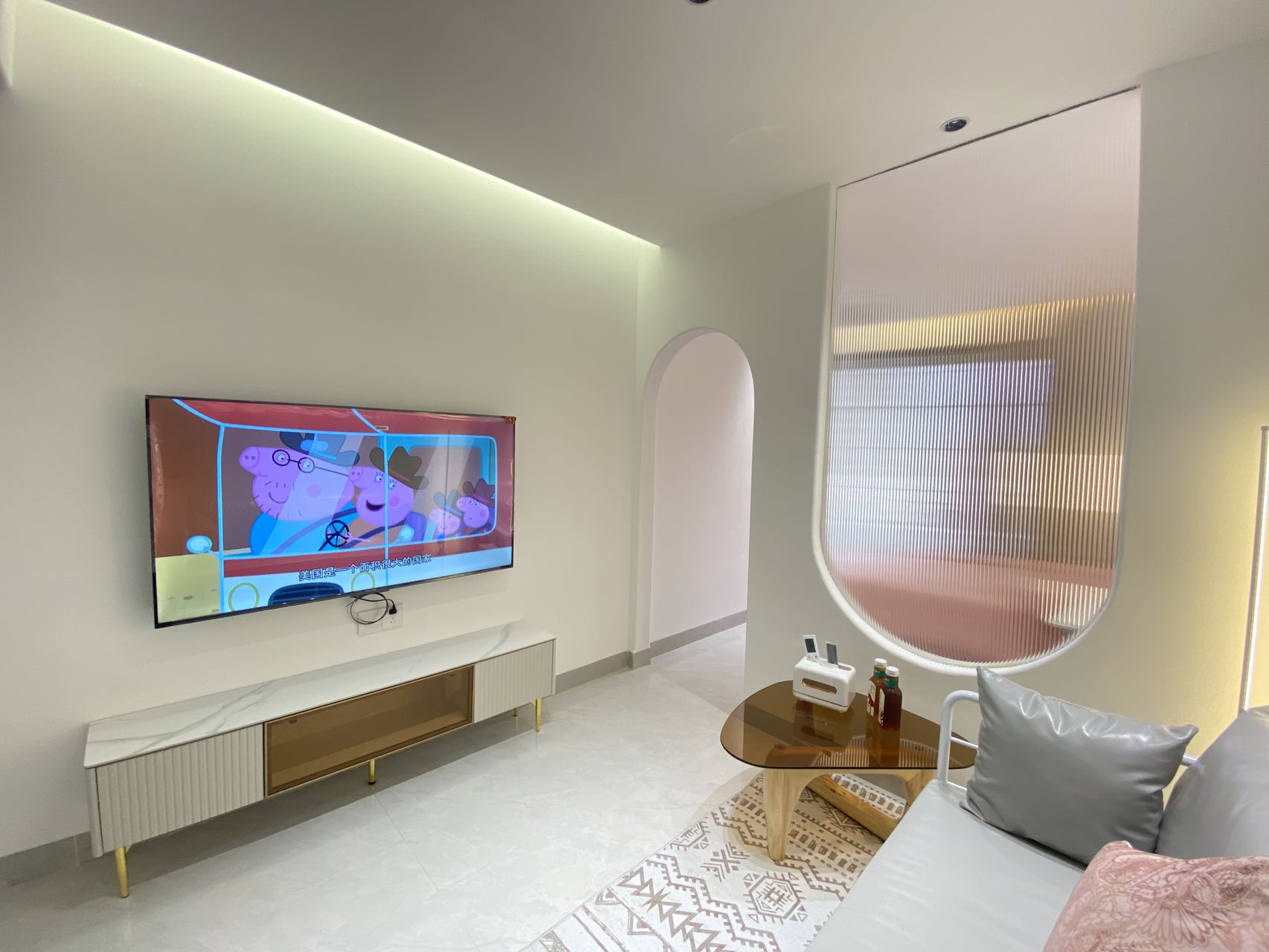 红玫瑰大厦 1室1厅1卫 2000.0元/月 红玫瑰大厦 1室1厅1卫 2000.0元/月室内图