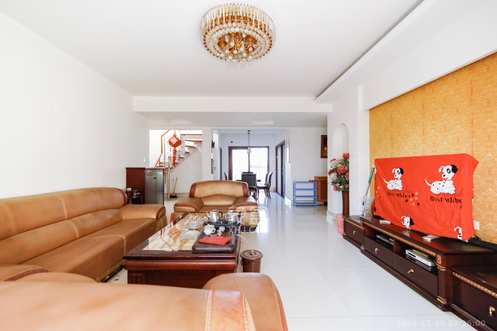 中建桂苑  5室2厅3卫    118.0万