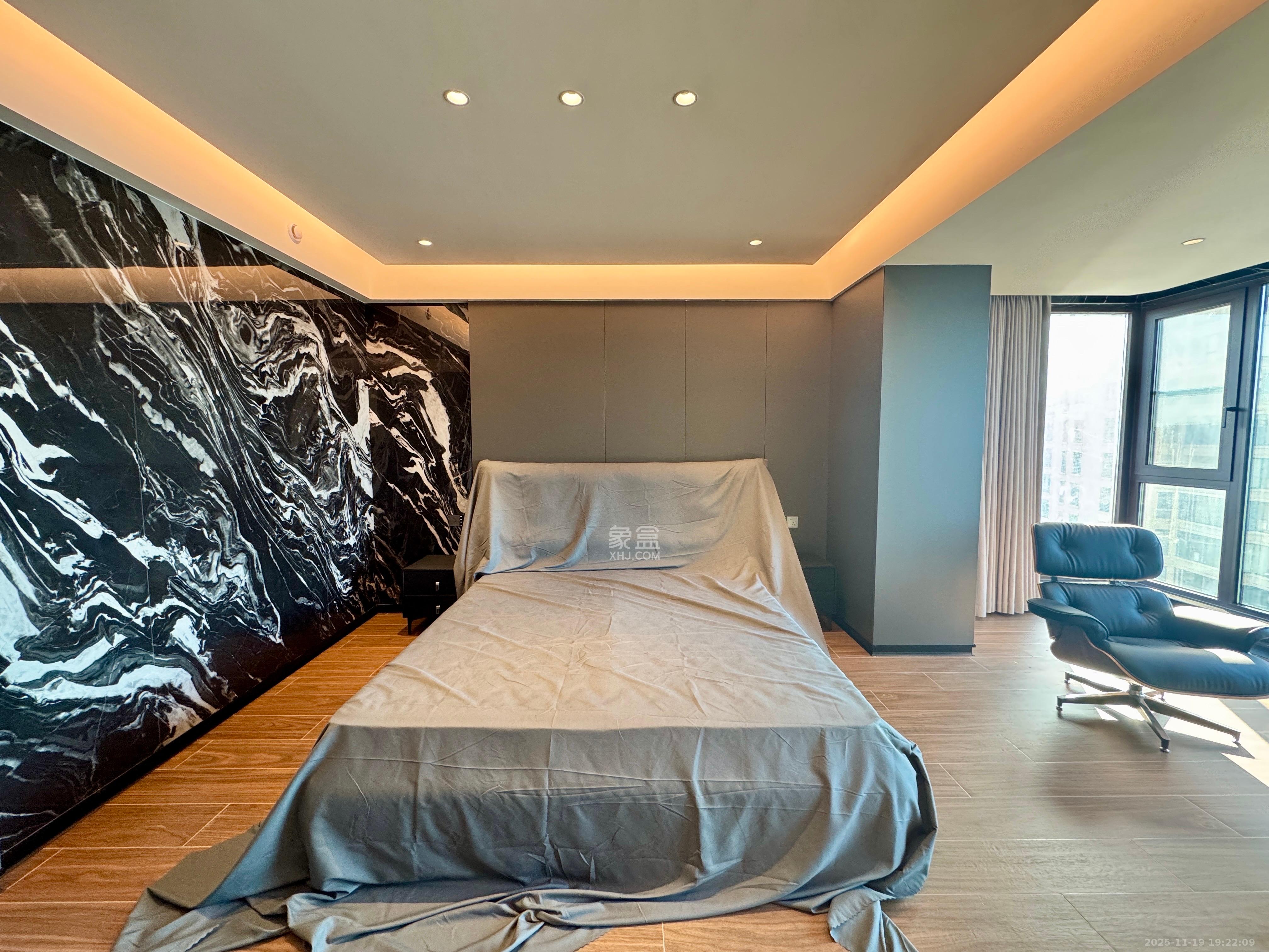 中建江山壹号 4室2厅3卫 32000.0元/月 中建江山壹号 4室2厅3卫 32000.0元/月室内图