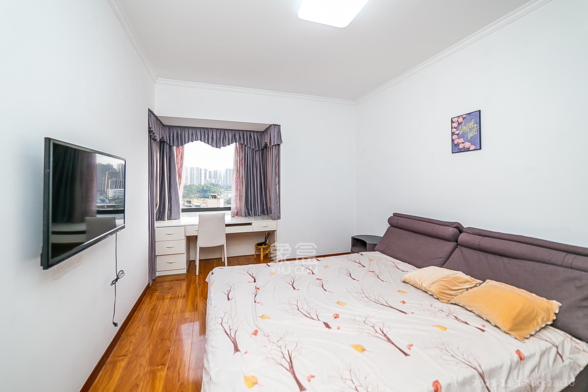 兴威帕克水岸 3室2厅1卫 105.0万 兴威帕克水岸 3室2厅1卫 105.0万卧室