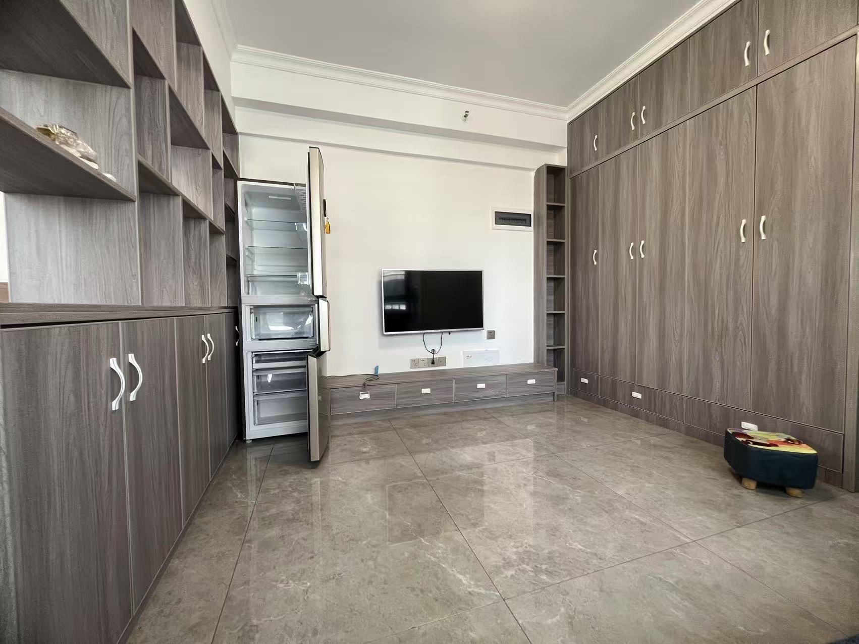 韦斯特城市花园  1室1厅1卫    1400.0元/月室内图