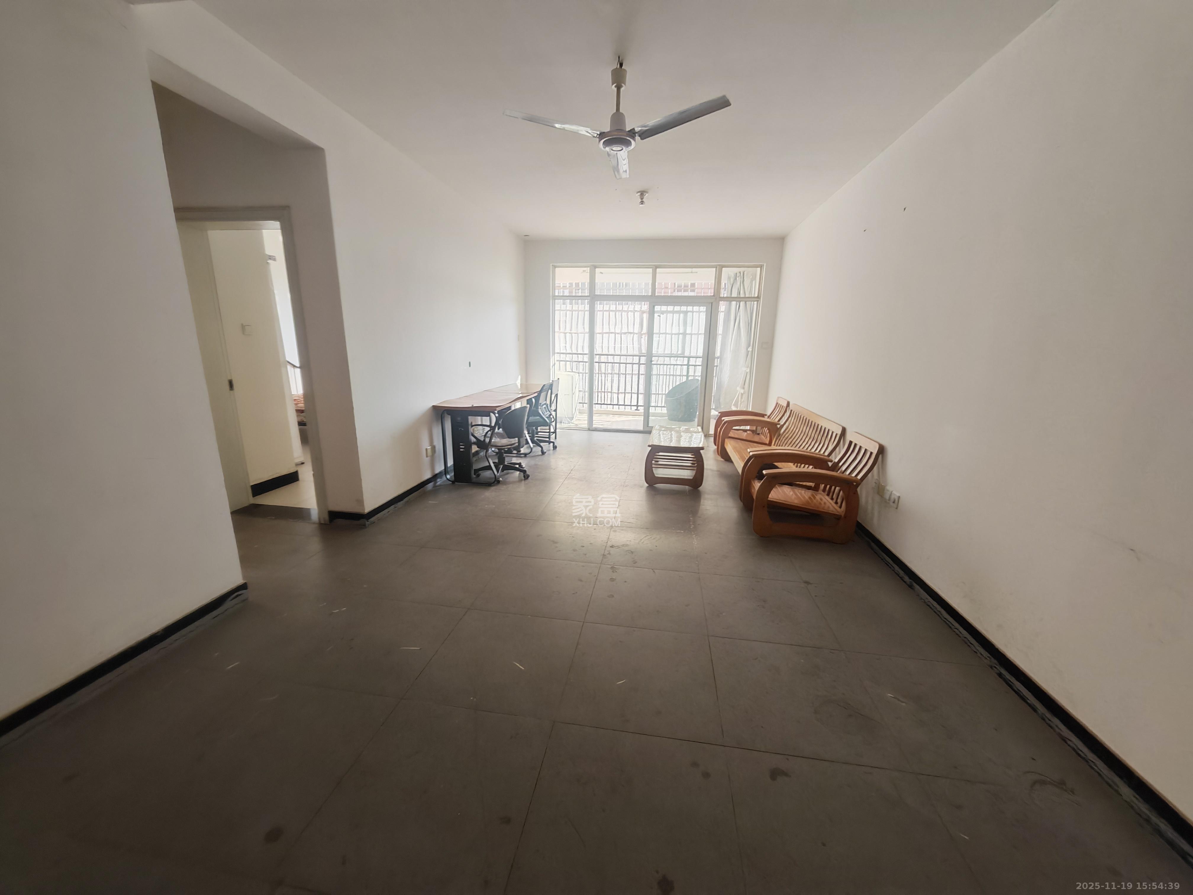 凯富漫城  2室2厅1卫    850.0元/月