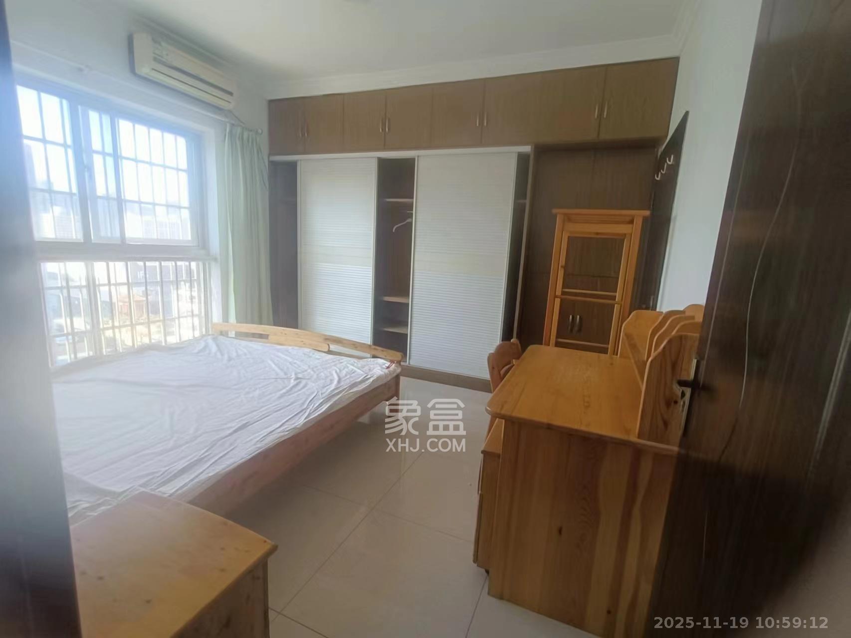 景泰雅苑（景江融城）  1室1厅1卫    900.0元/月室内图1