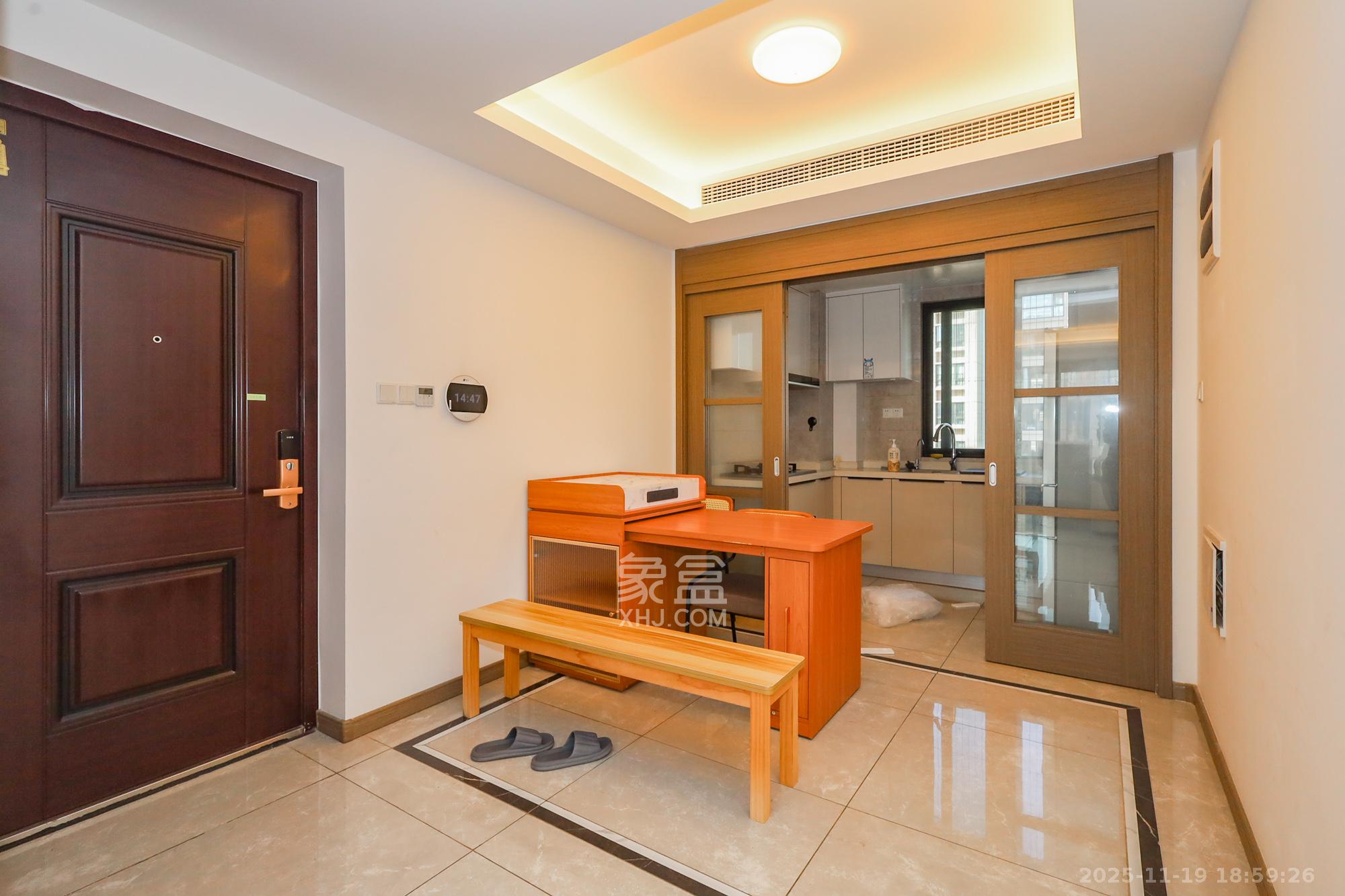 龙湖铂金中心(龙湖春江郦城) 3室2厅2卫 249.0万 龙湖铂金中心(龙湖春江郦城) 3室2厅2卫 249.0万其他