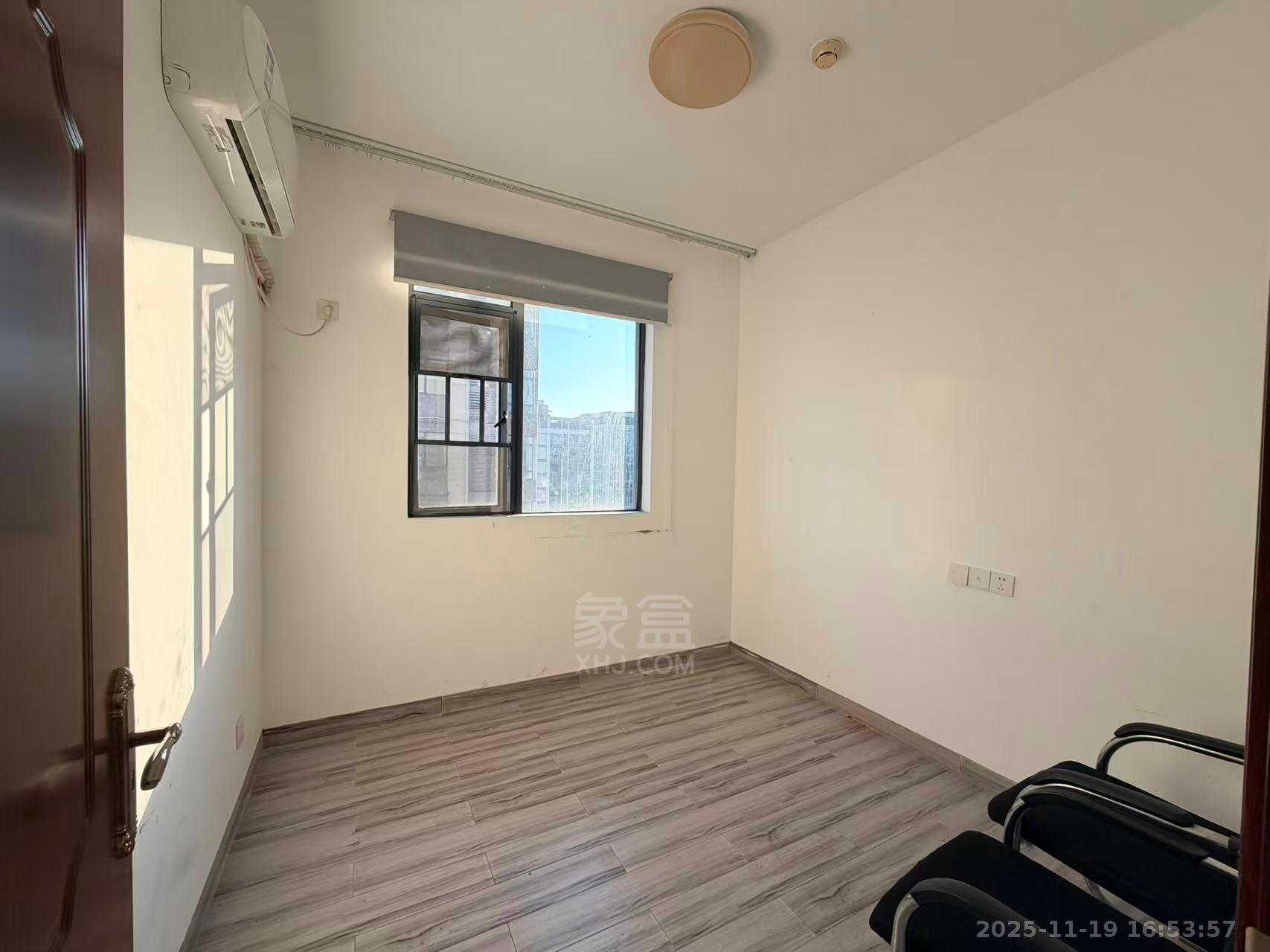 流金岁月-华晨国际 3室2厅1卫 2300.0元/月 流金岁月-华晨国际 3室2厅1卫 2300.0元/月室内图