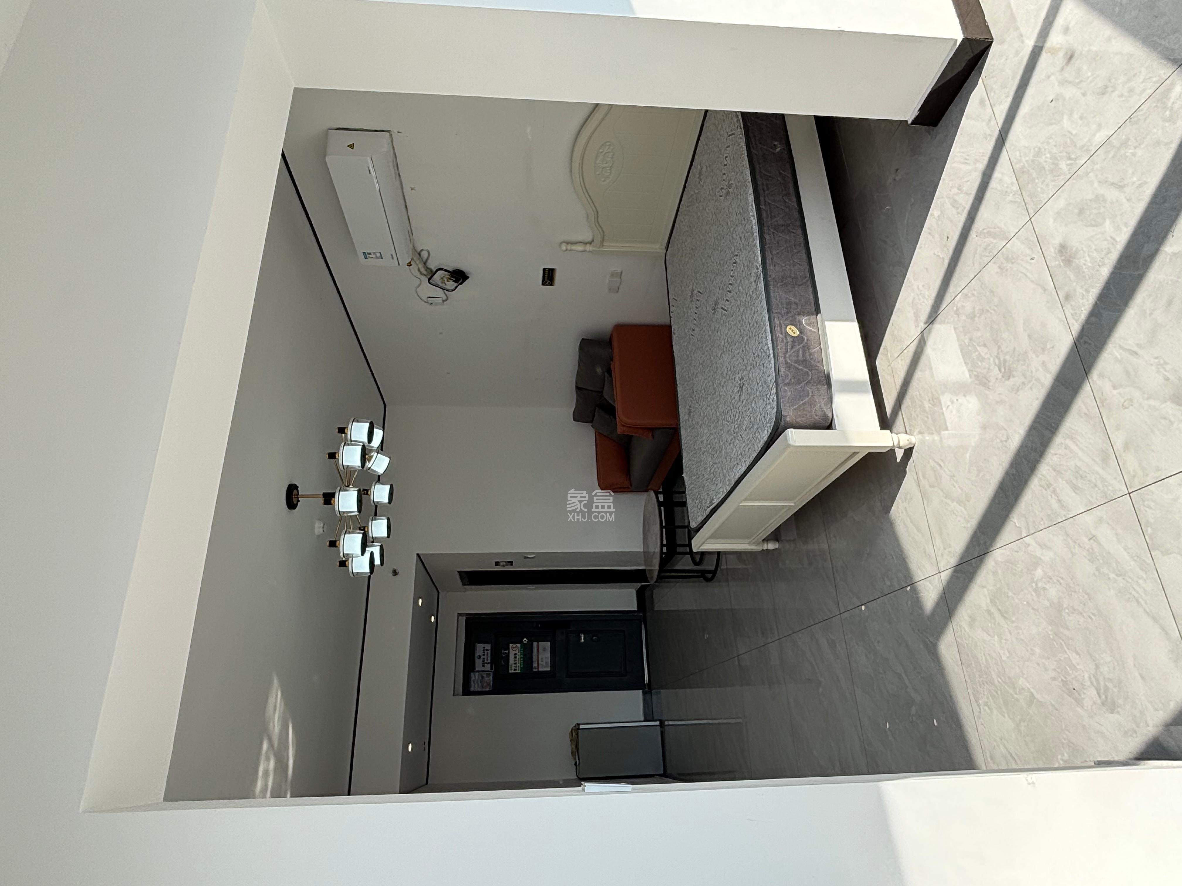 景江东方  1室1厅1卫    2000.0元/月室内图