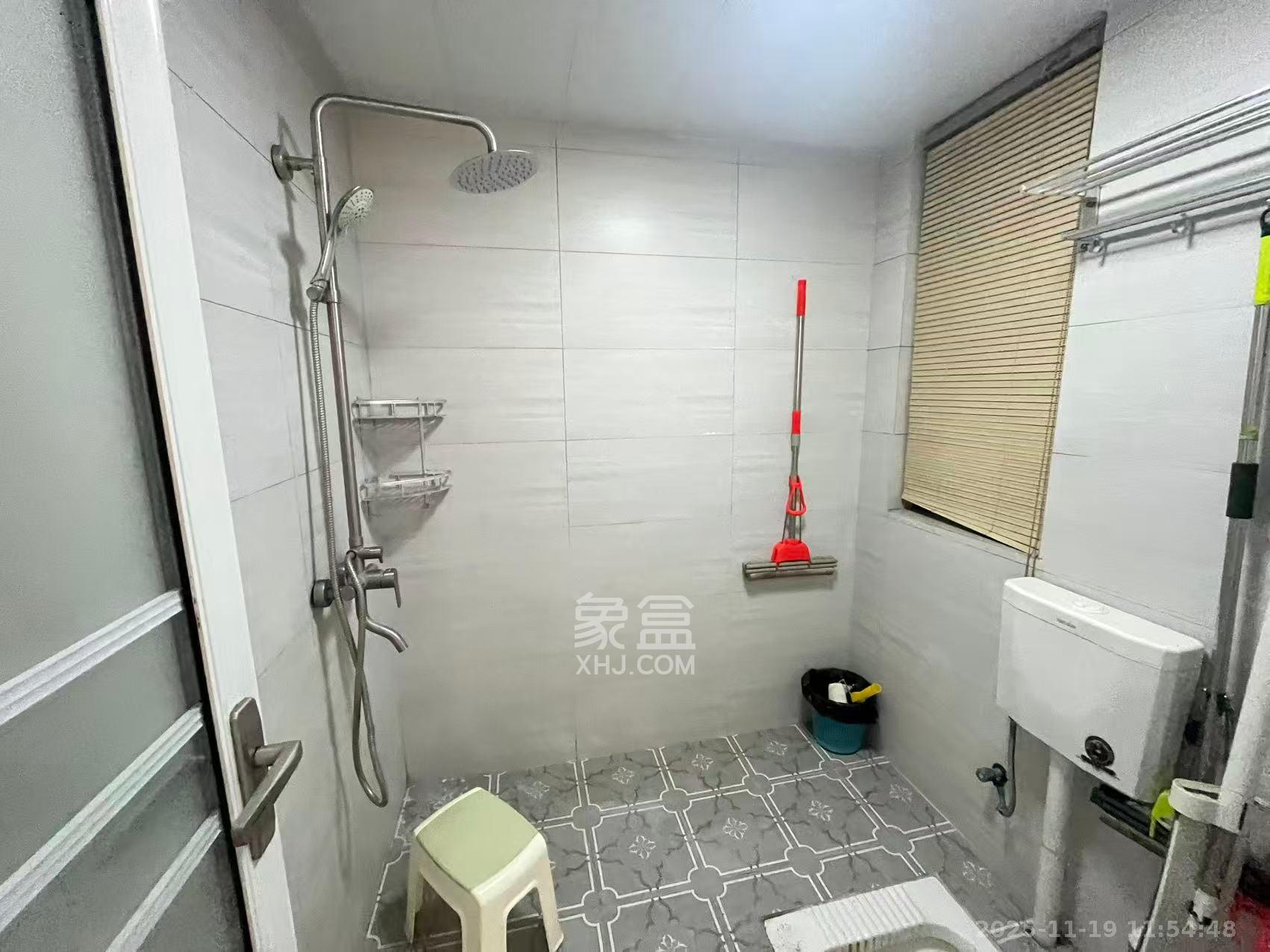 爵世名邸东湖(东湖壹号企业总部基地) 2室2厅1卫 2200.0元/月 爵世名邸东湖(东湖壹号企业总部基地) 2室2厅1卫 2200.0元/月室内图