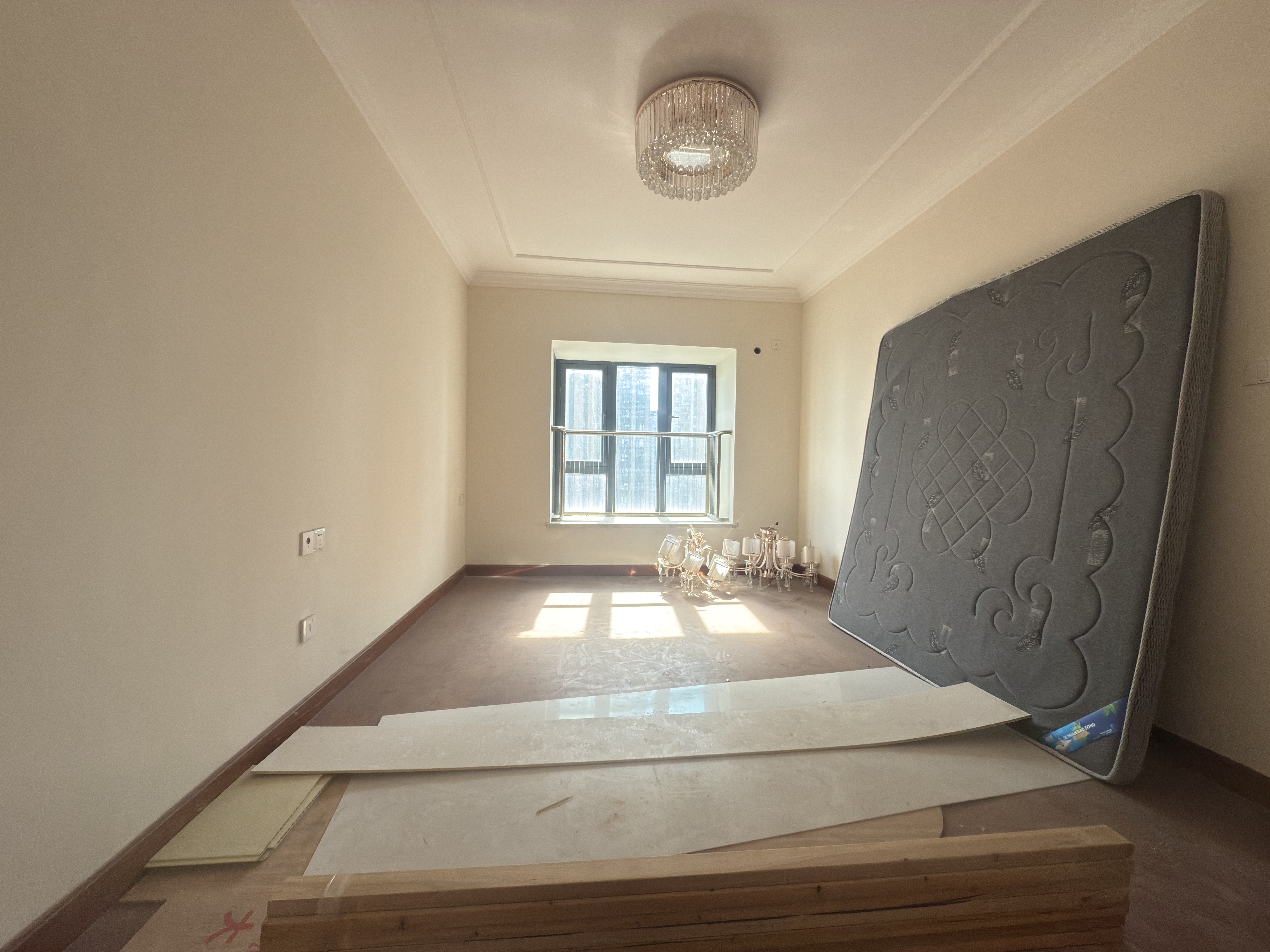 恒大名都 3室2厅1卫 58.0万 恒大名都 3室2厅1卫 58.0万客厅