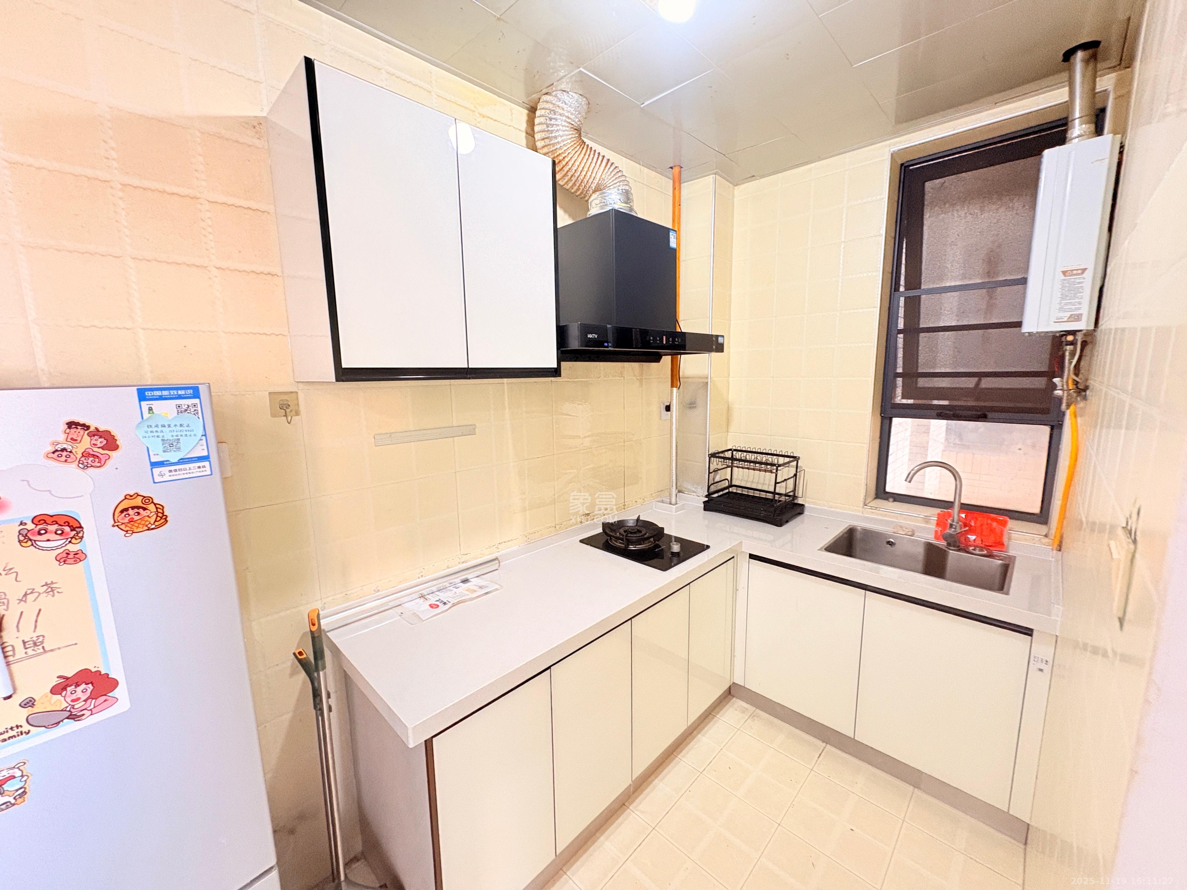 长盛岚庭  1室1厅1卫    1500.0元/月室内图