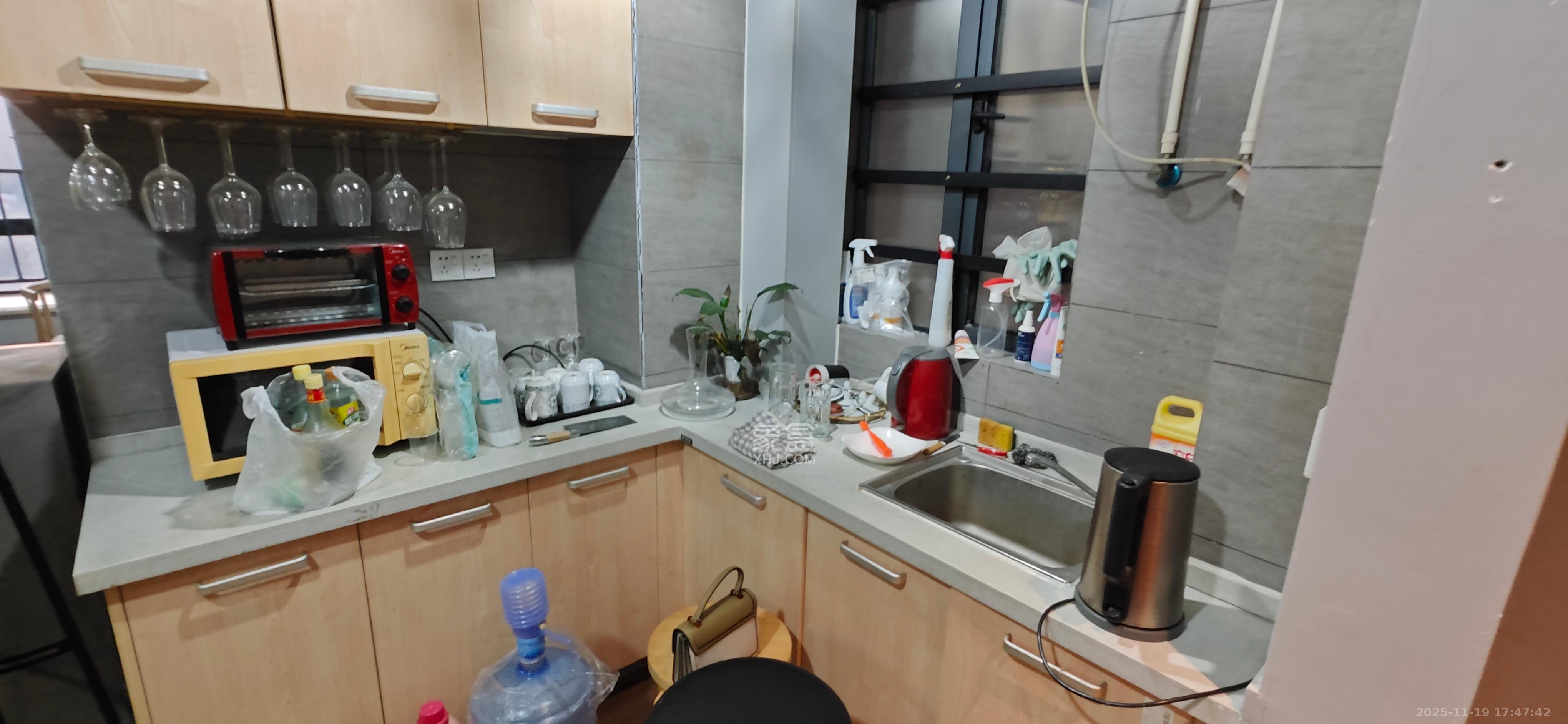 和隆花半里  3室2厅2卫    2800.0元/月室内图