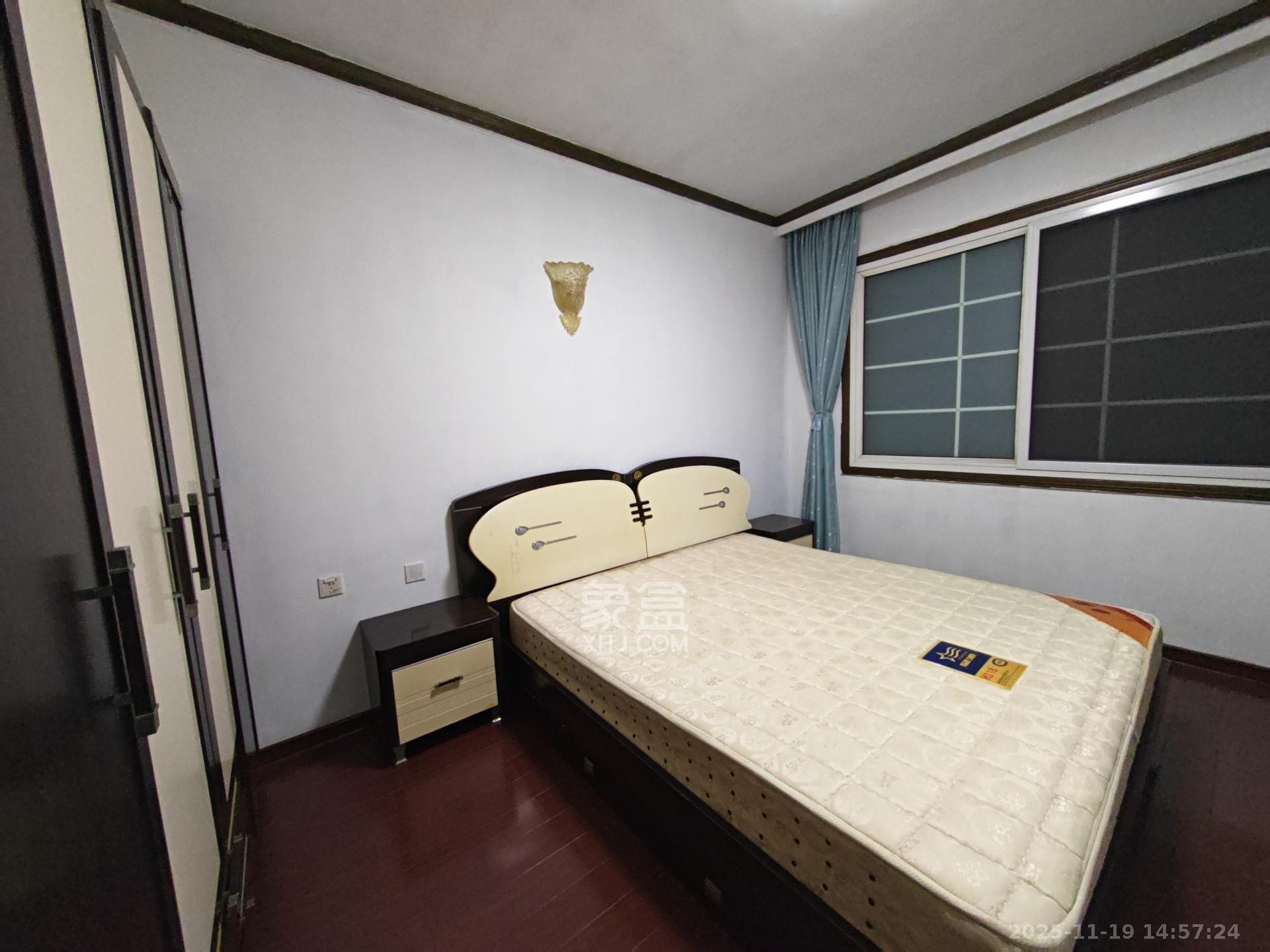 湖南省进出口集团公司宿舍（南湖市场宿舍）  3室1厅2卫    2500.0元/月室内图