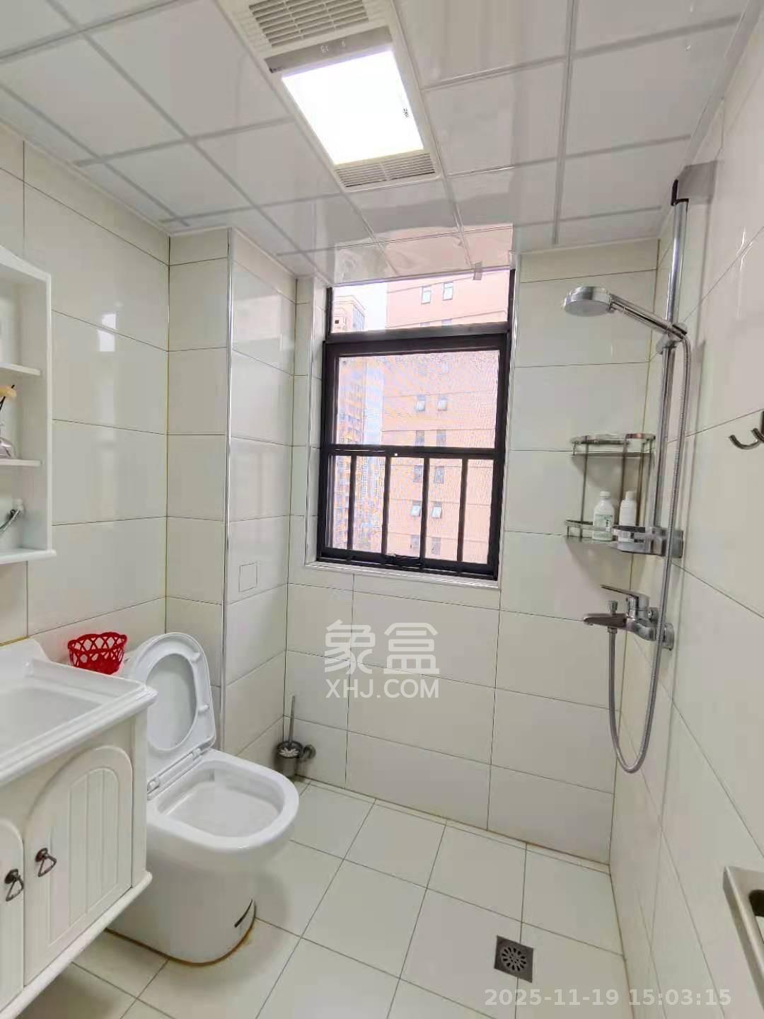 水墨林溪  3室2厅2卫    3200.0元/月室内图