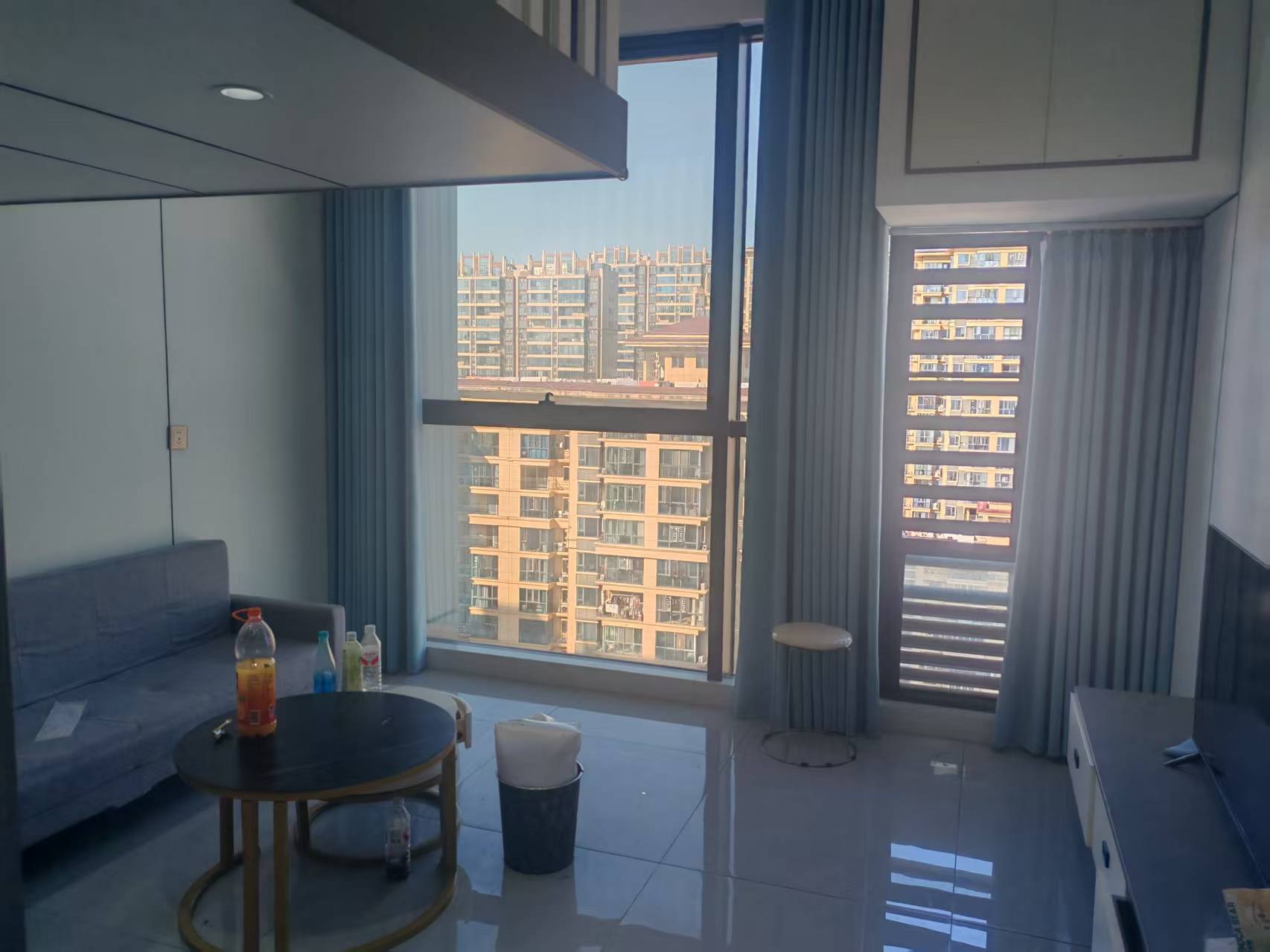 高新活力城 1室1厅1卫 1300.0元/月 高新活力城 1室1厅1卫 1300.0元/月室内图