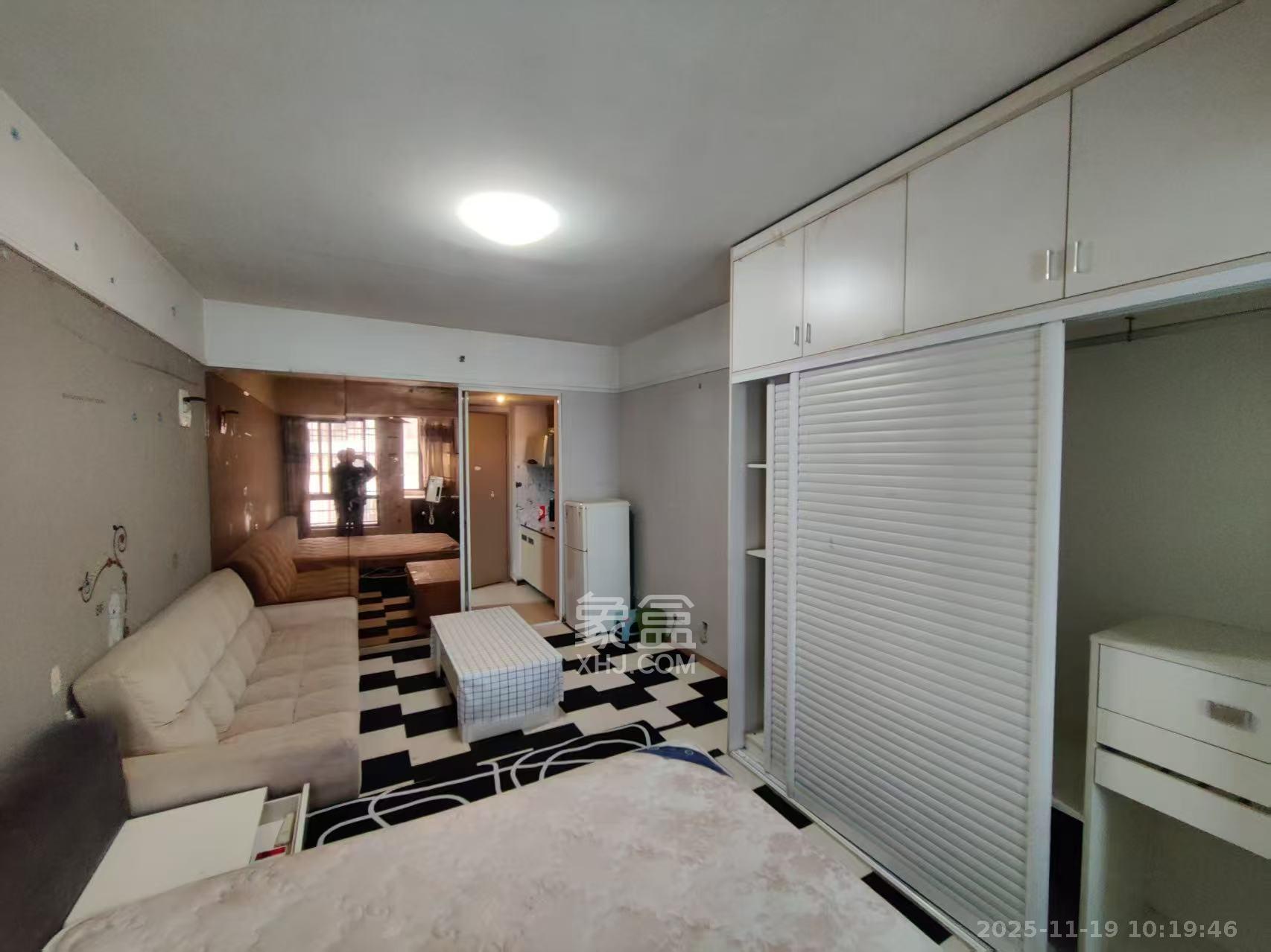 万科金色家园 1室1厅1卫 1200.0元/月 万科金色家园 1室1厅1卫 1200.0元/月室内图