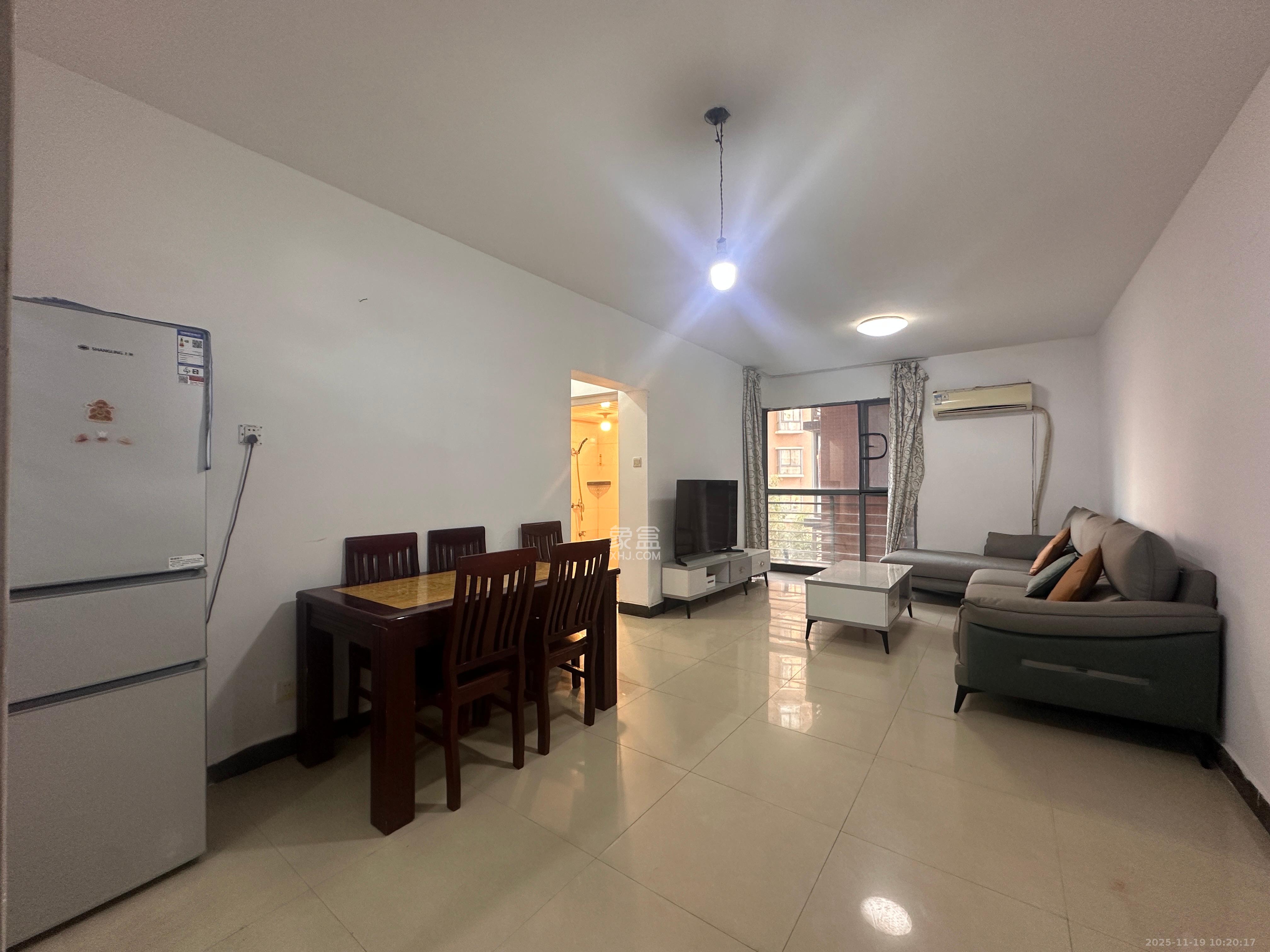 滨江君悦香邸  2室1厅1卫    2000.0元/月