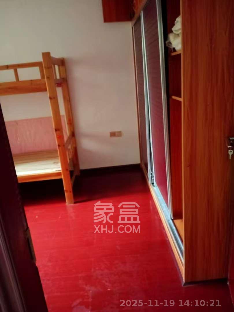 丽发新城  2室2厅1卫    1600.0元/月室内图