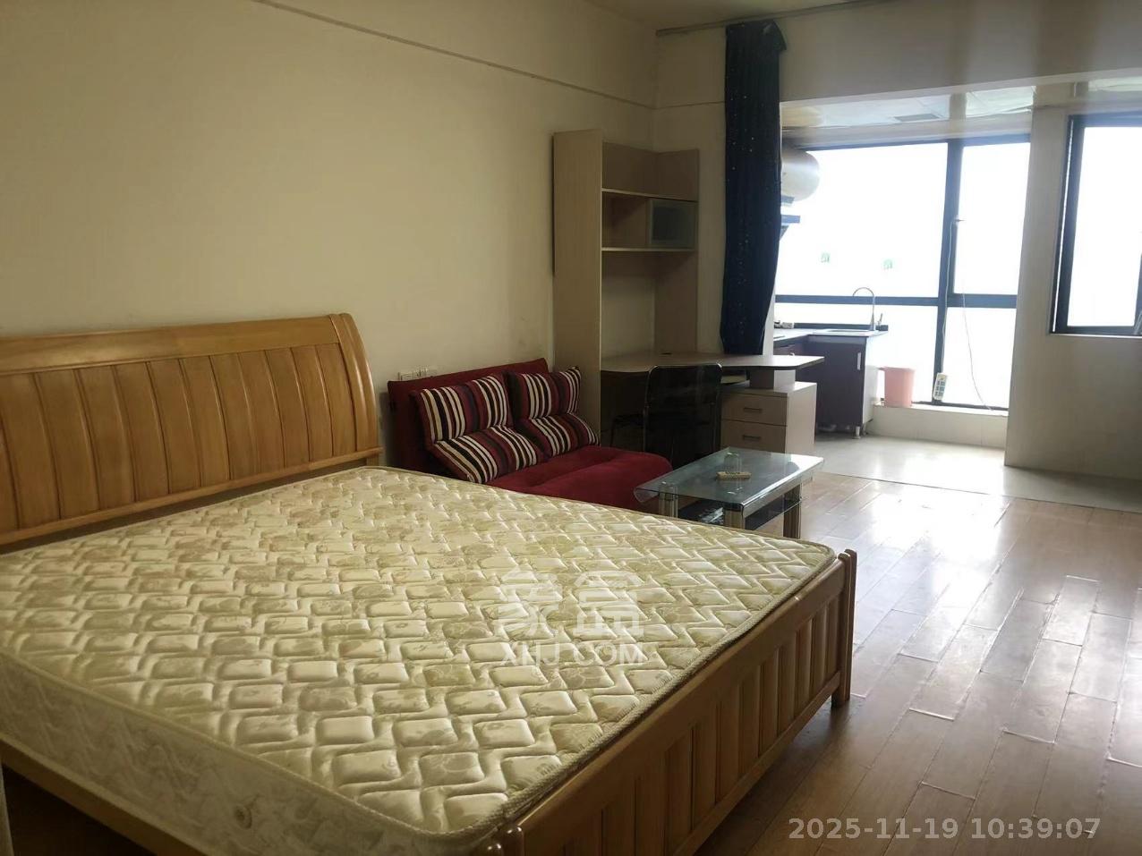 亚商国际 1室1厅1卫 1300.0元/月 亚商国际 1室1厅1卫 1300.0元/月室内图