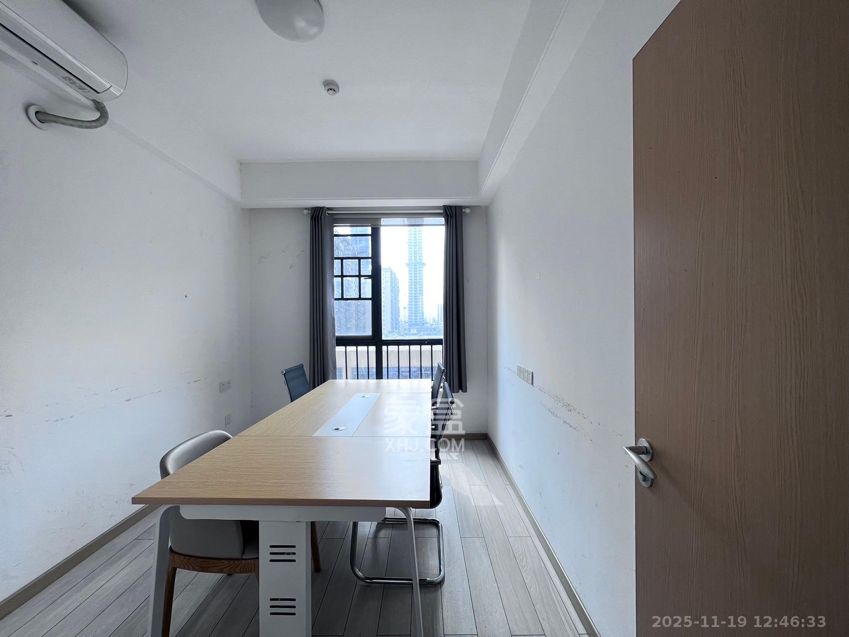 启迪协信中心 1室0厅0卫 2500.0元/月 启迪协信中心 1室0厅0卫 2500.0元/月室内图