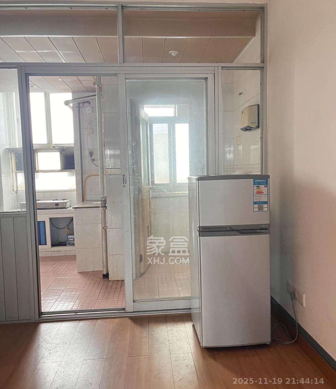 湘雅医学院（湘雅附一北院）  3室2厅1卫    3280.0元/月室内图