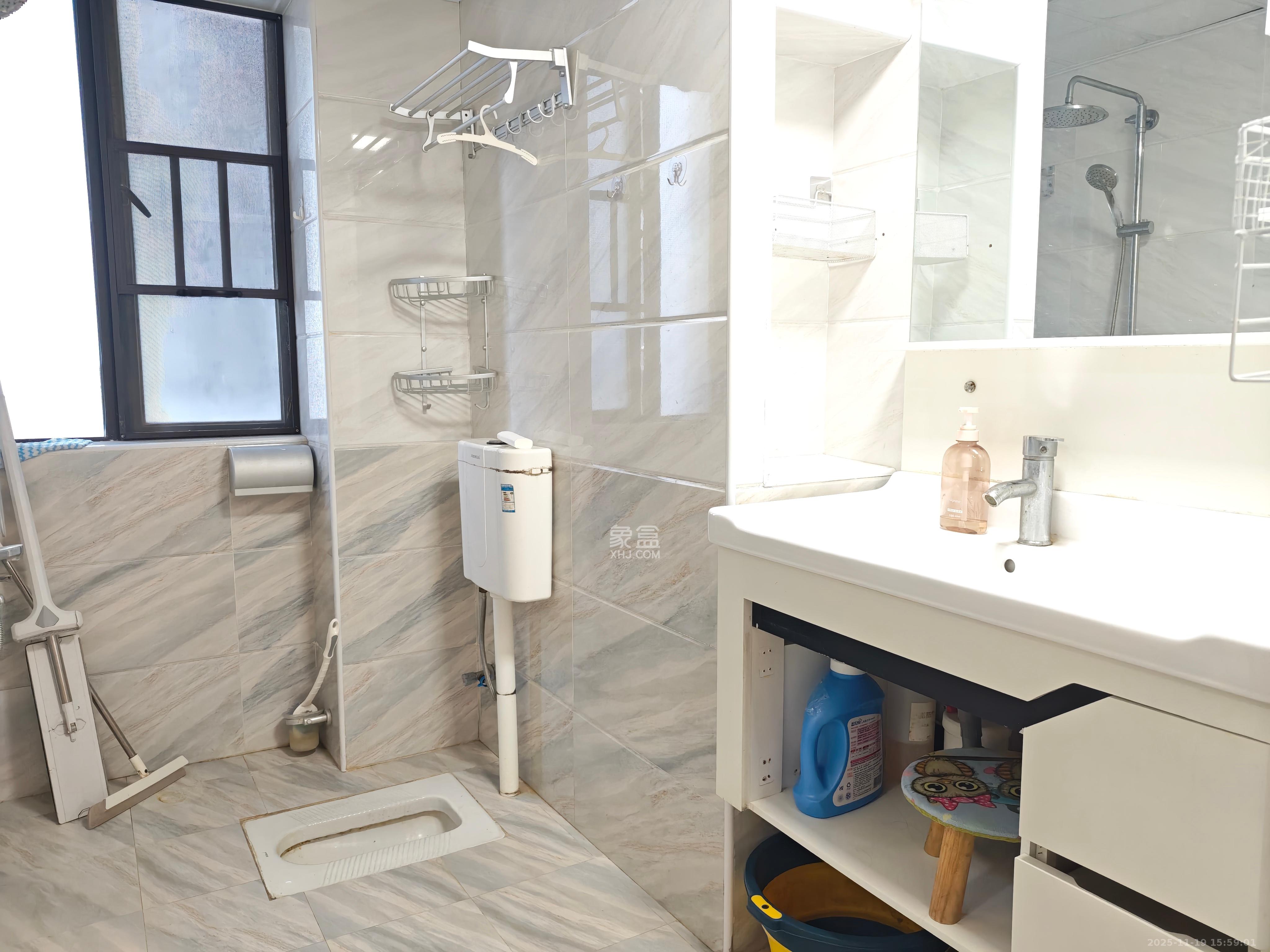 中国铁建梅溪青秀二期  3室2厅2卫    2900.0元/月室内图