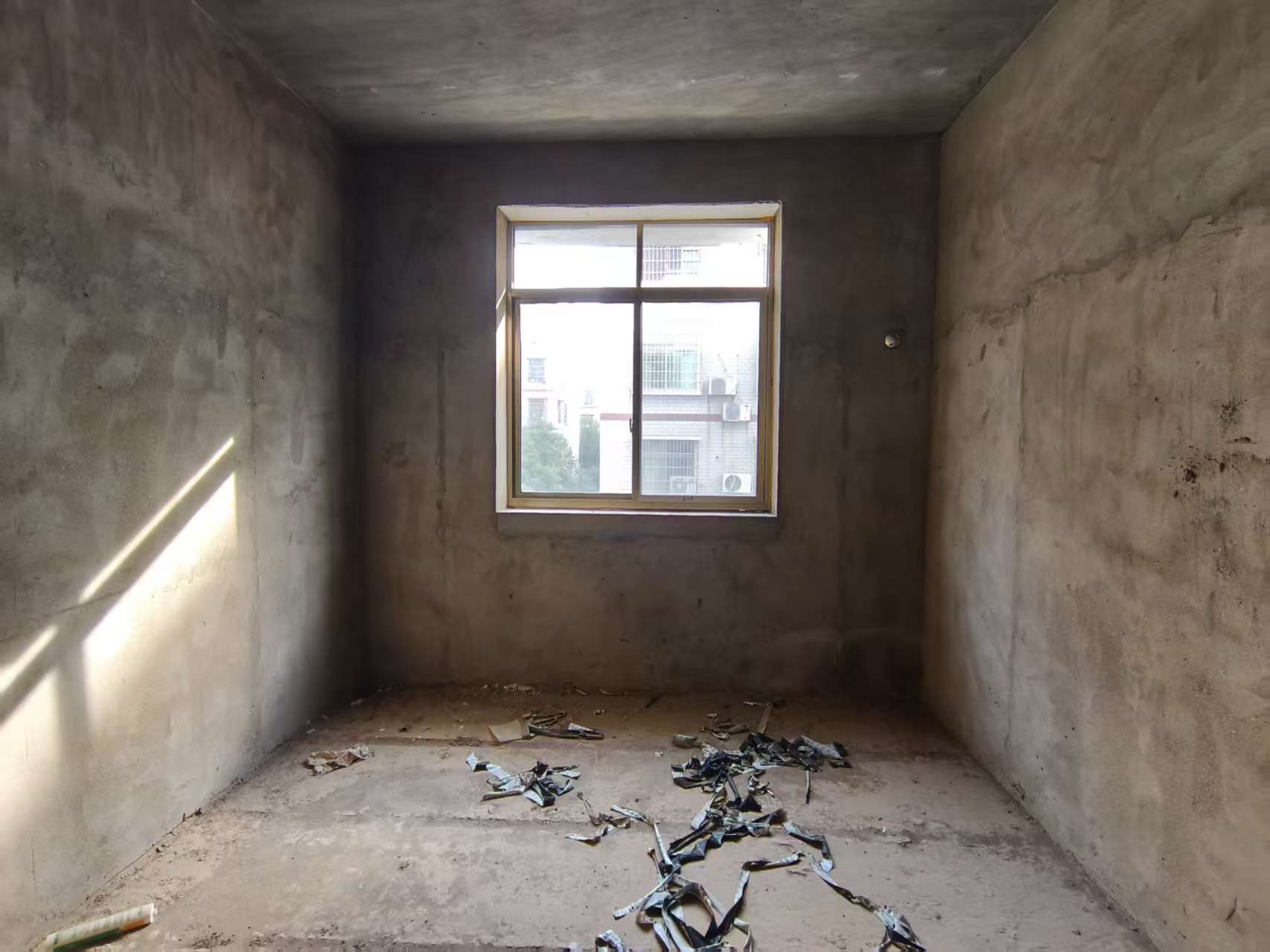 羊舞岭小区 3室2厅2卫 900.0元/月 羊舞岭小区 3室2厅2卫 900.0元/月室内图