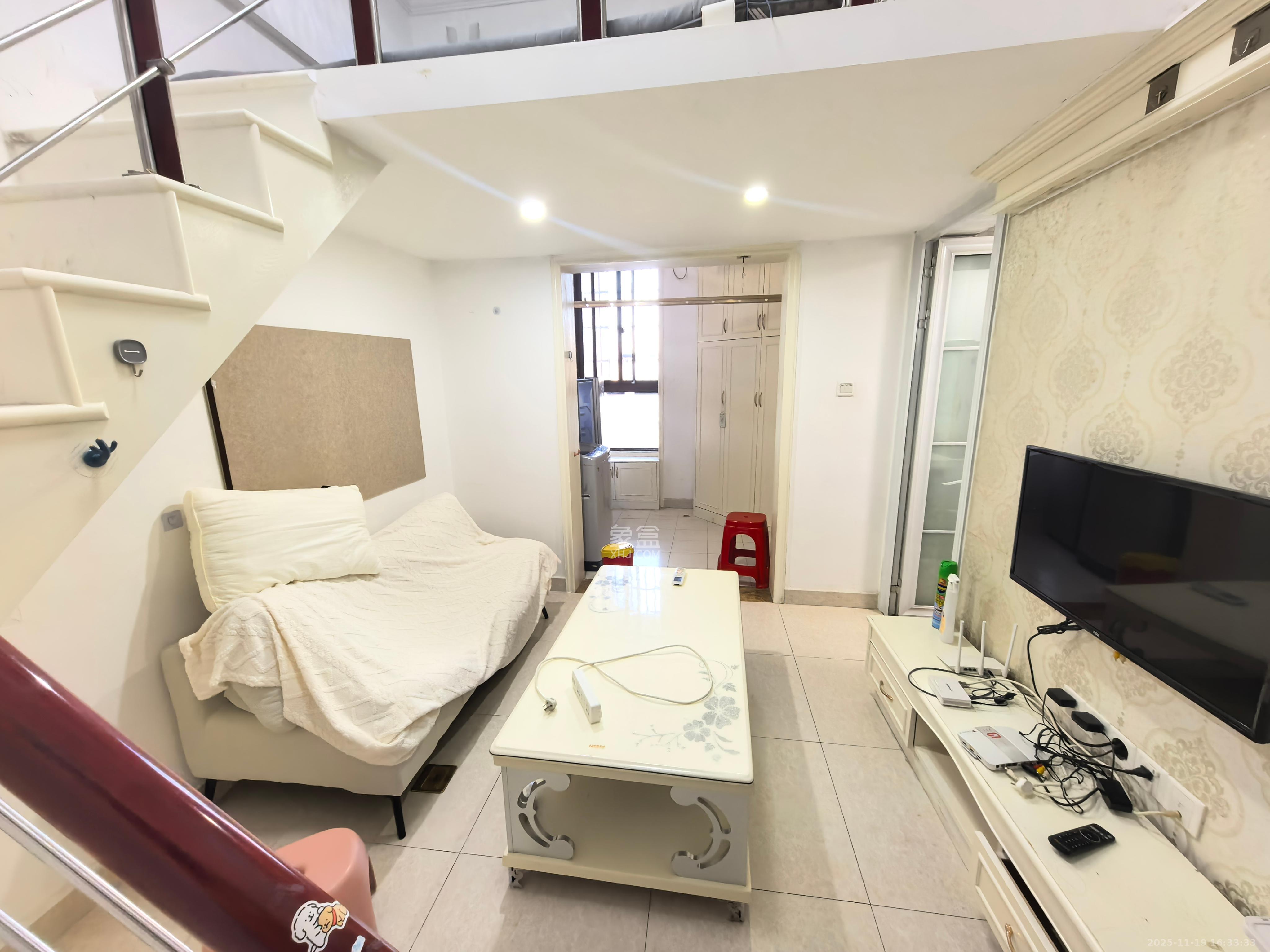 湖湾世景  1室1厅1卫    1100.0元/月室内图