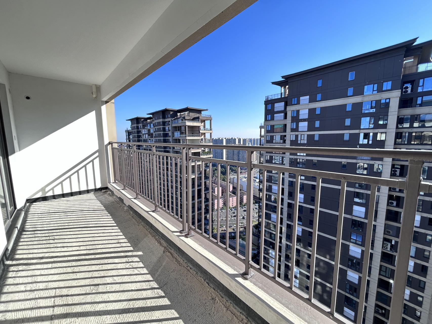 建发央著(悦发央著) 1室0厅0卫 88.0万 建发央著(悦发央著) 1室0厅0卫 88.0万室内图