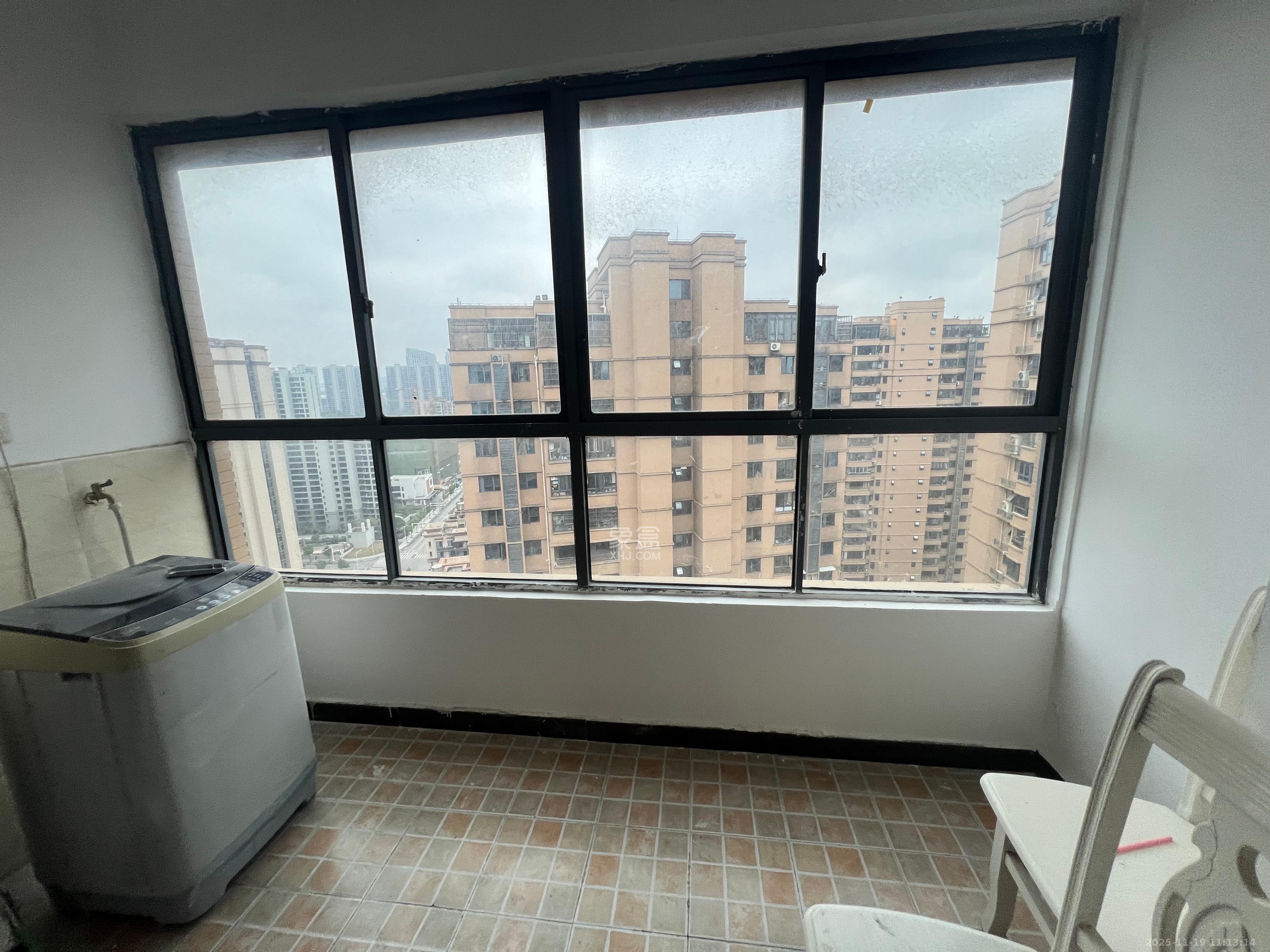 标志浪漫满屋(枫景公寓) 1室1厅1卫 1400.0元/月 标志浪漫满屋(枫景公寓) 1室1厅1卫 1400.0元/月室内图