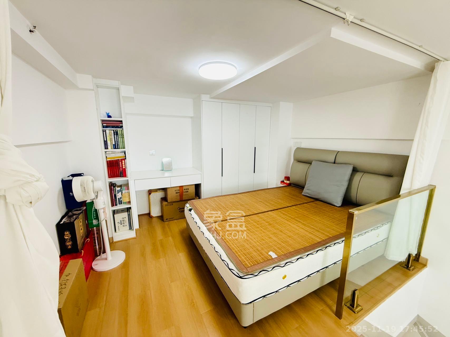 佳兆业云顶都汇 1室0厅0卫 1850.0元/月 佳兆业云顶都汇 1室0厅0卫 1850.0元/月室内图