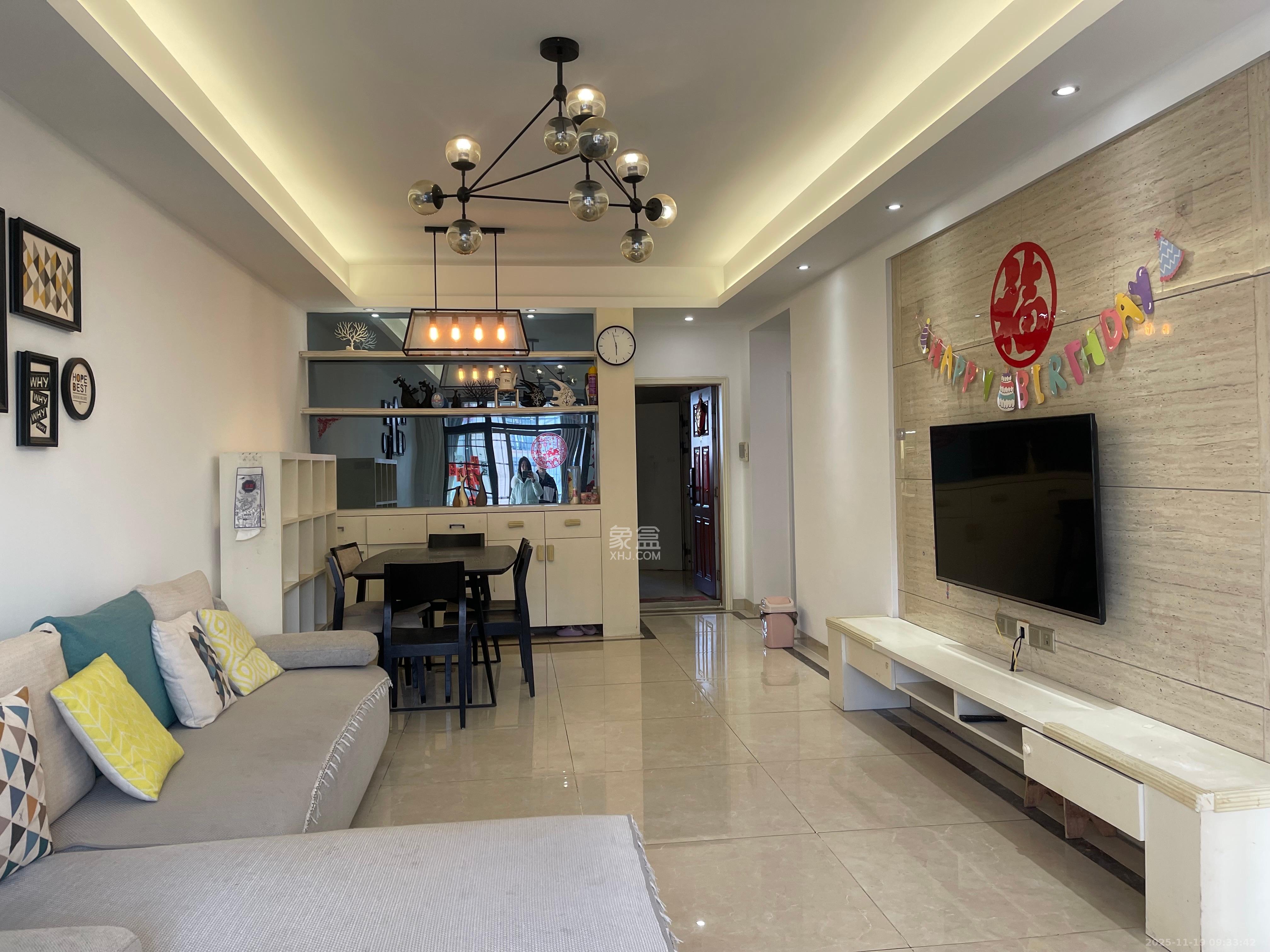 宏聚地中海  2室2厅1卫    2000.0元/月