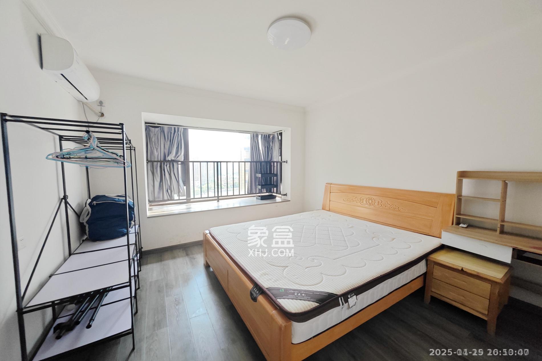 旭辉国悦府  1室0厅0卫    3300.0元/月室内图