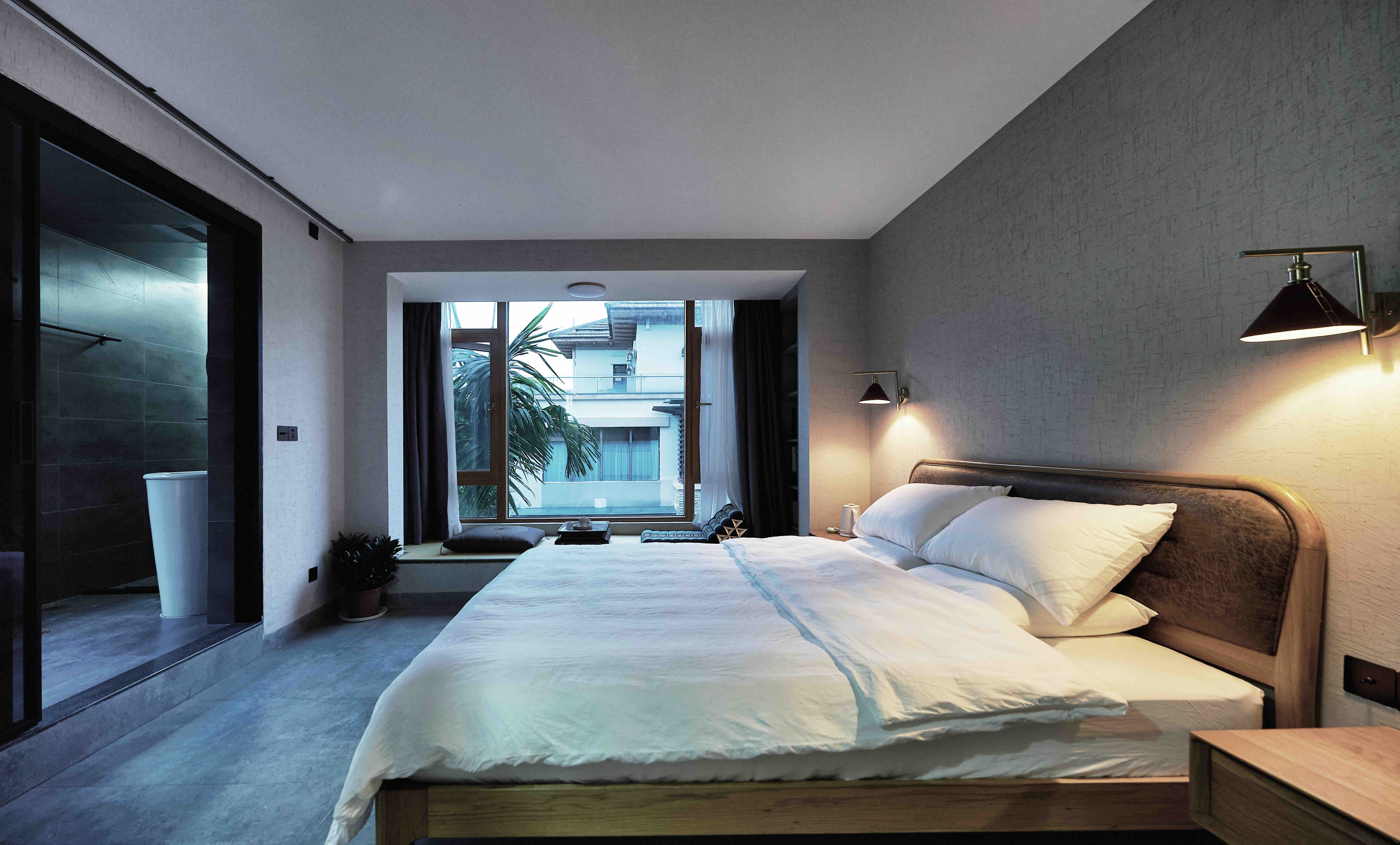 鸿洲江山 8室3厅2卫 16000.0元/月 鸿洲江山 8室3厅2卫 16000.0元/月户型图