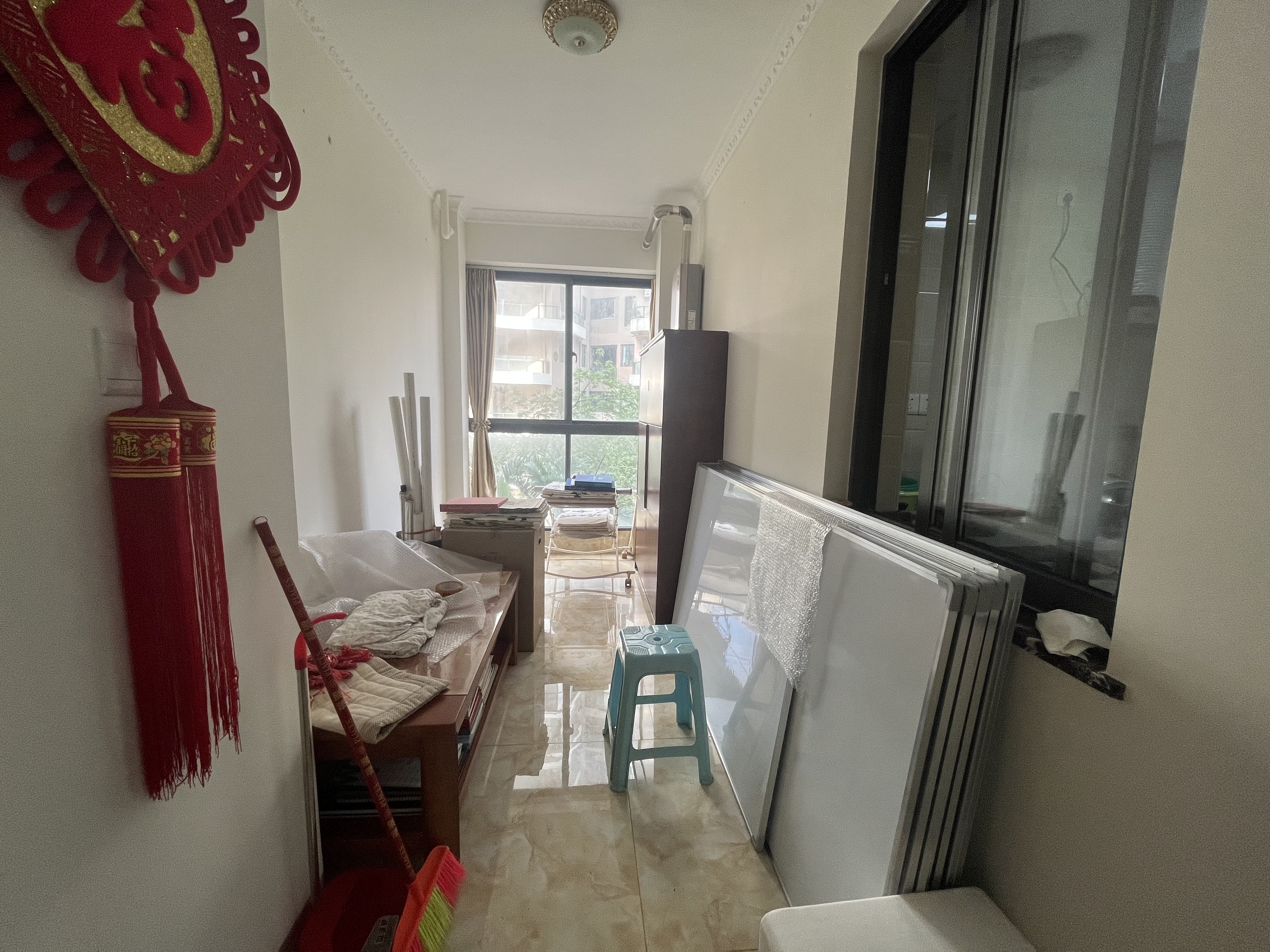 绿地海长流一期 2室2厅1卫 2600.0元/月 绿地海长流一期 2室2厅1卫 2600.0元/月室内图