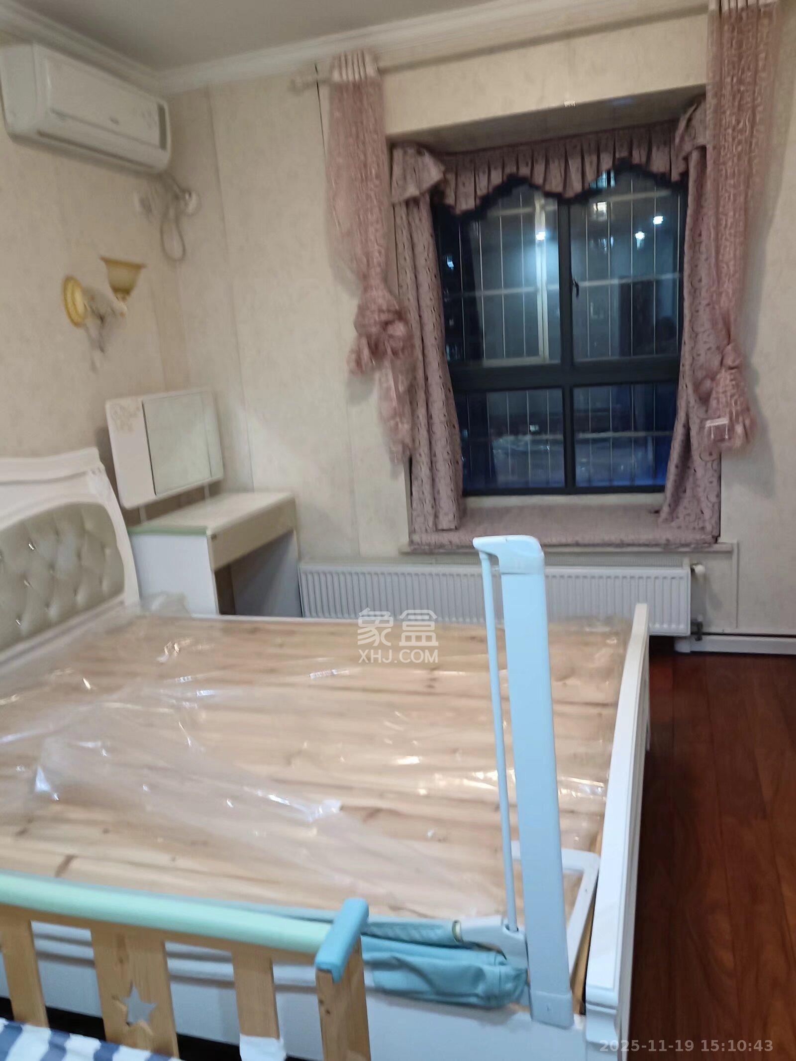 申奥美域  3室2厅1卫    3000.0元/月室内图