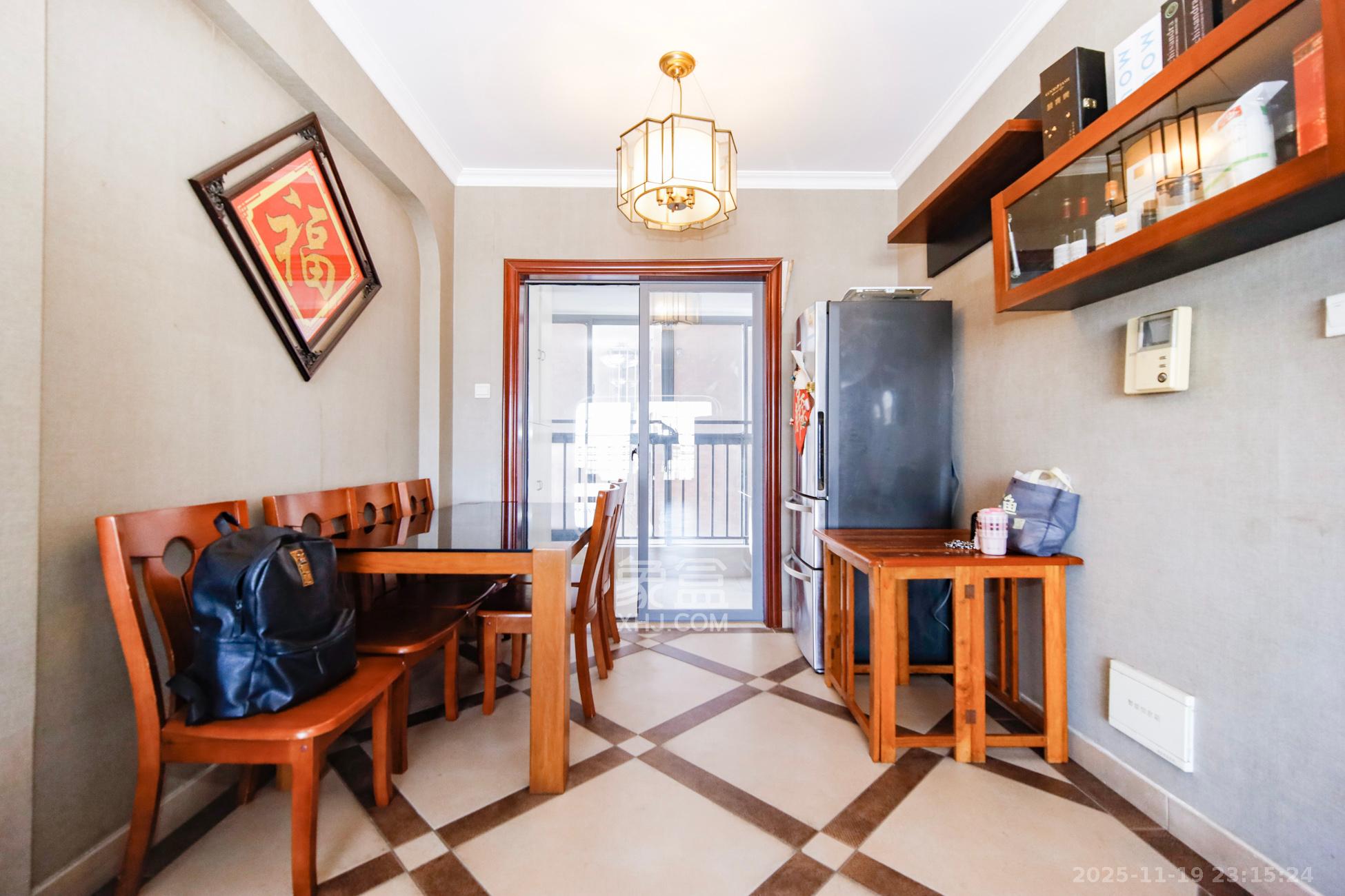 上海城小区  3室2厅2卫    108.0万其他