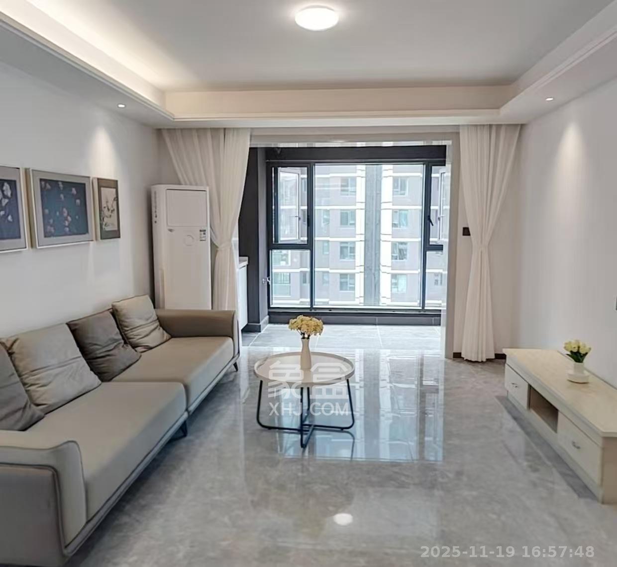 招商雍山湖 3室2厅2卫 3000.0元/月 招商雍山湖 3室2厅2卫 3000.0元/月室内图