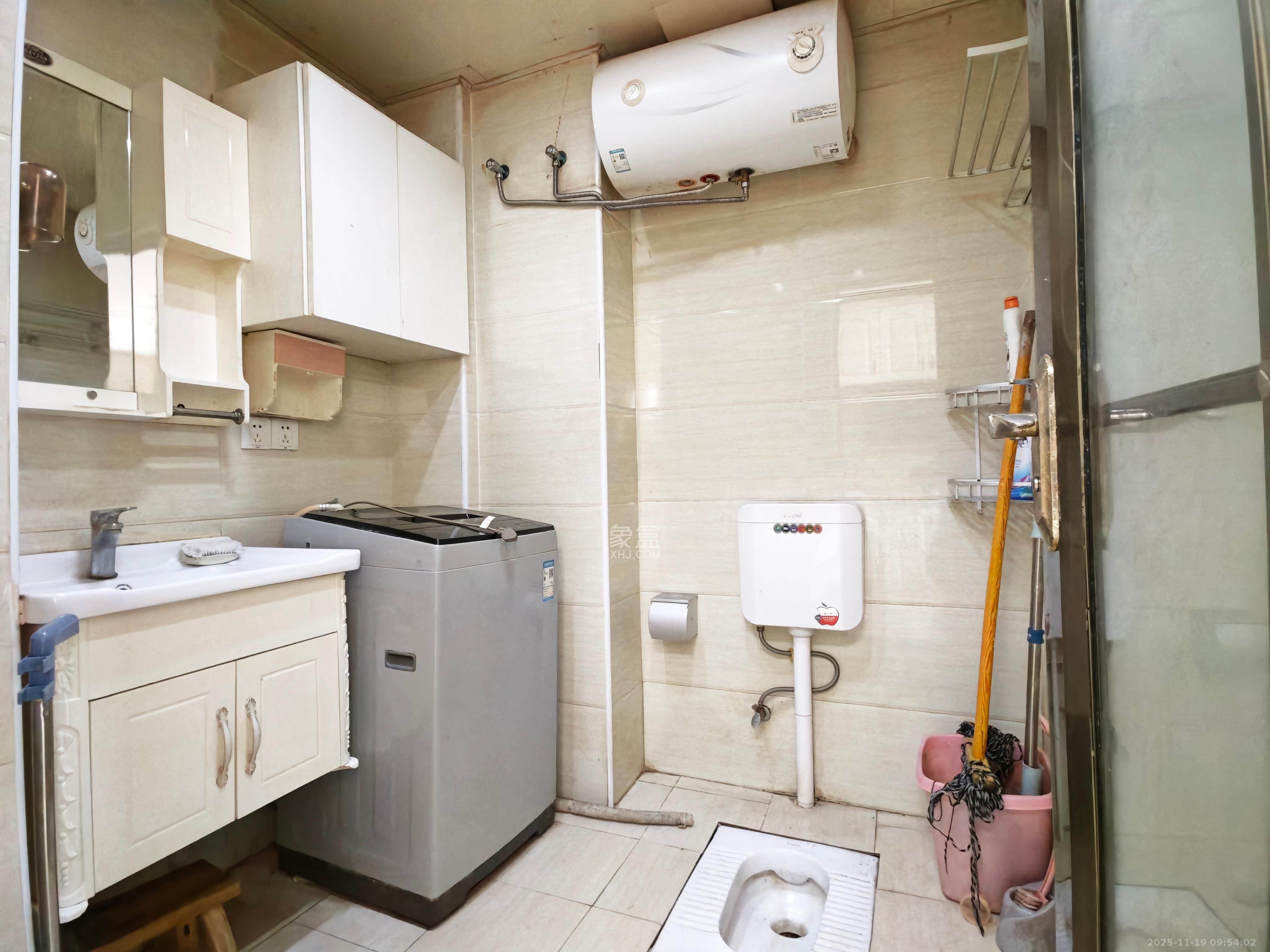 乐尚城 1室1厅1卫 1300.0元/月 乐尚城 1室1厅1卫 1300.0元/月室内图