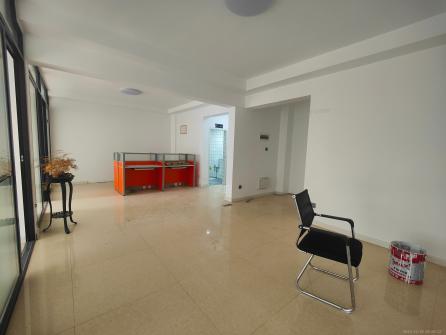 铭逸酒店  2室2厅2卫    3000.0元/月