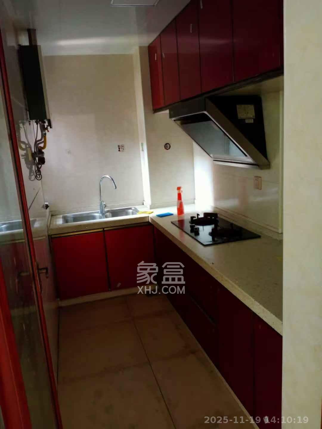 丽发新城  2室2厅1卫    1700.0元/月