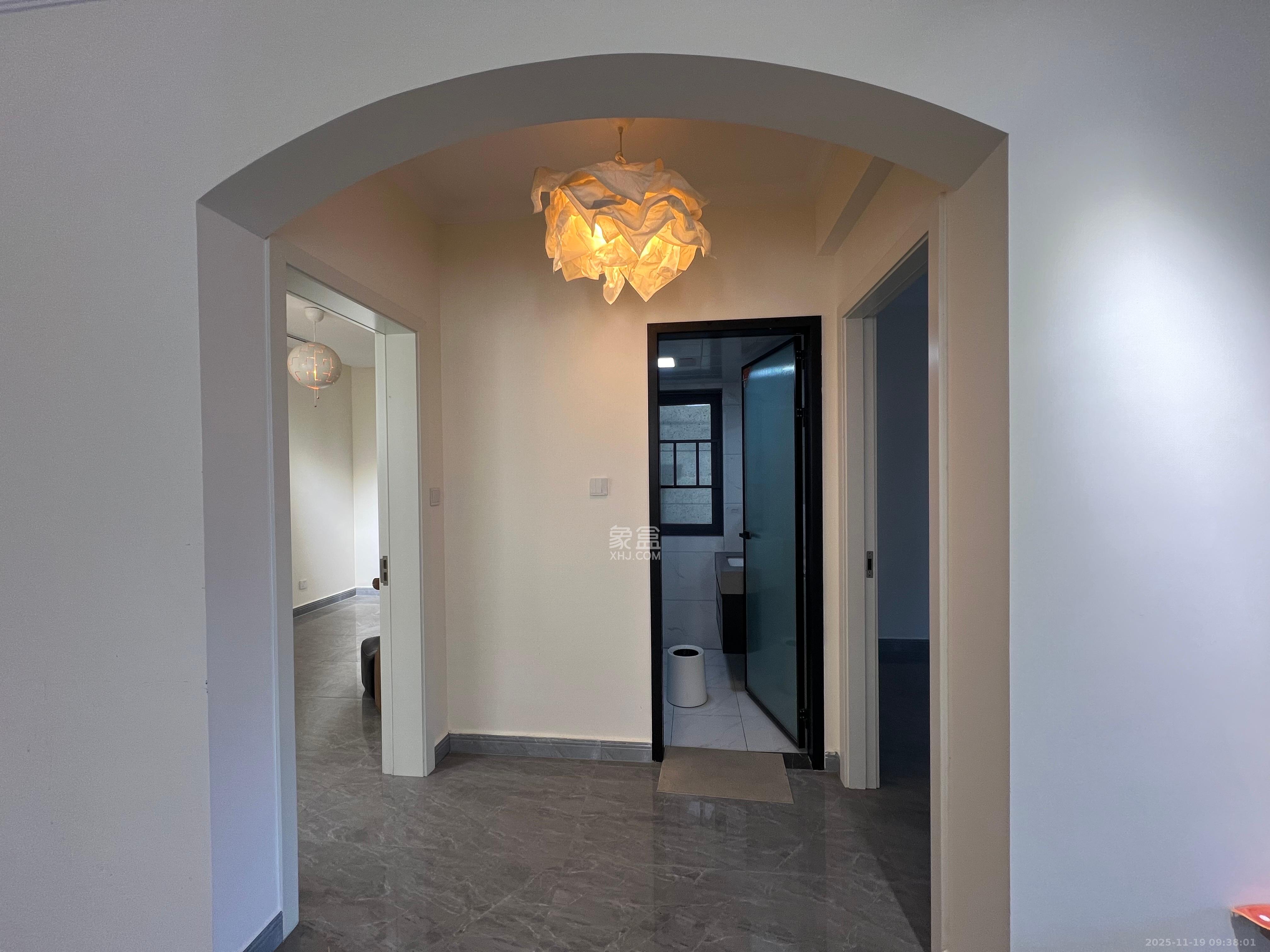 长房东旭国际 3室2厅2卫 3300.0元/月 长房东旭国际 3室2厅2卫 3300.0元/月室内图