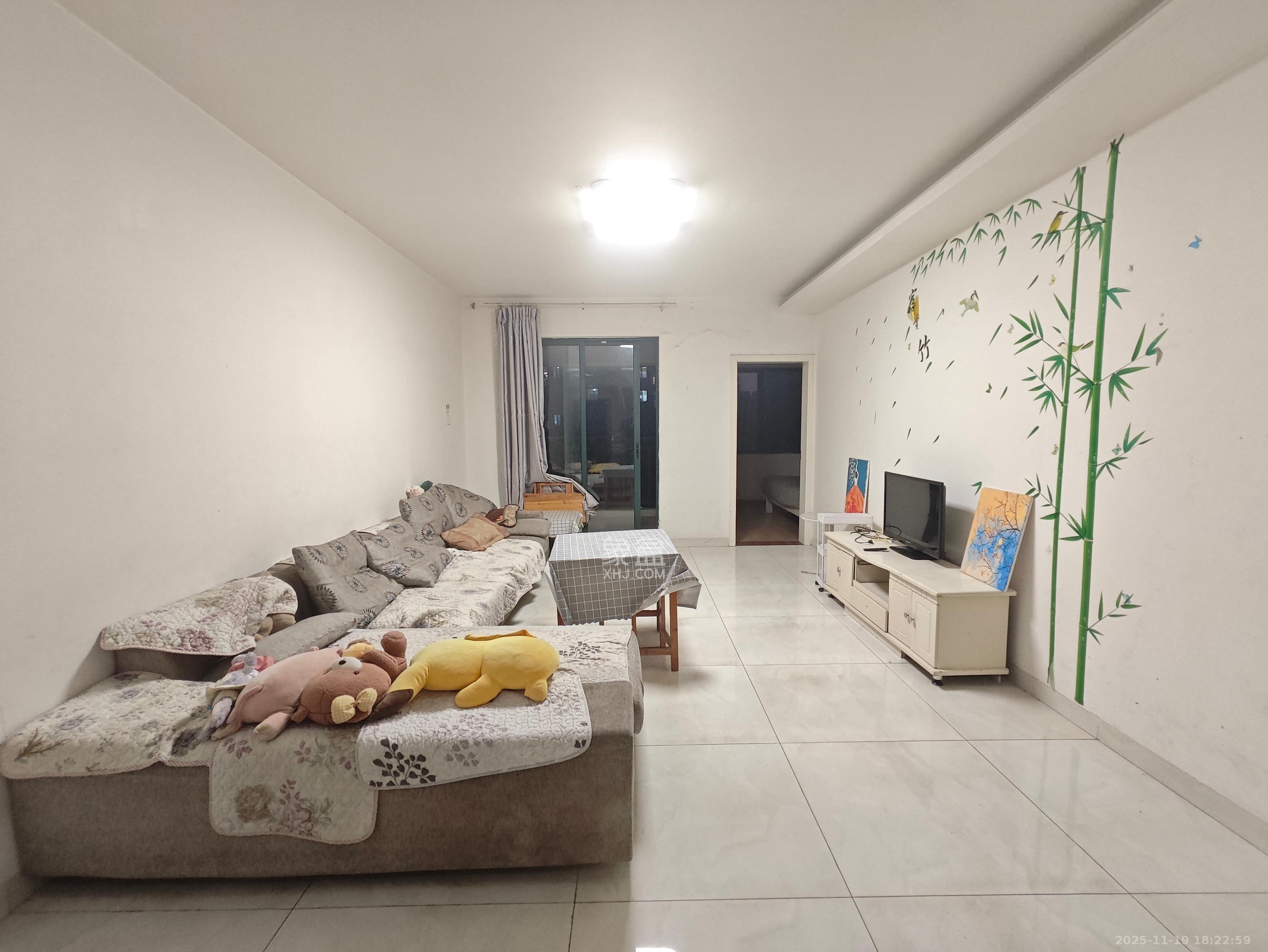 绿洲花园 3室2厅1卫 2300.0元/月 绿洲花园 3室2厅1卫 2300.0元/月室内图