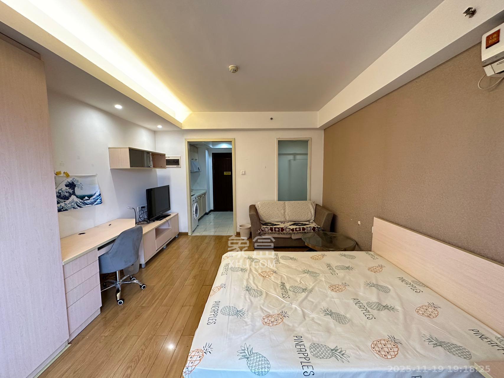 融科檀香山（融科紫檀、香山国际）  1室1厅1卫    1600.0元/月