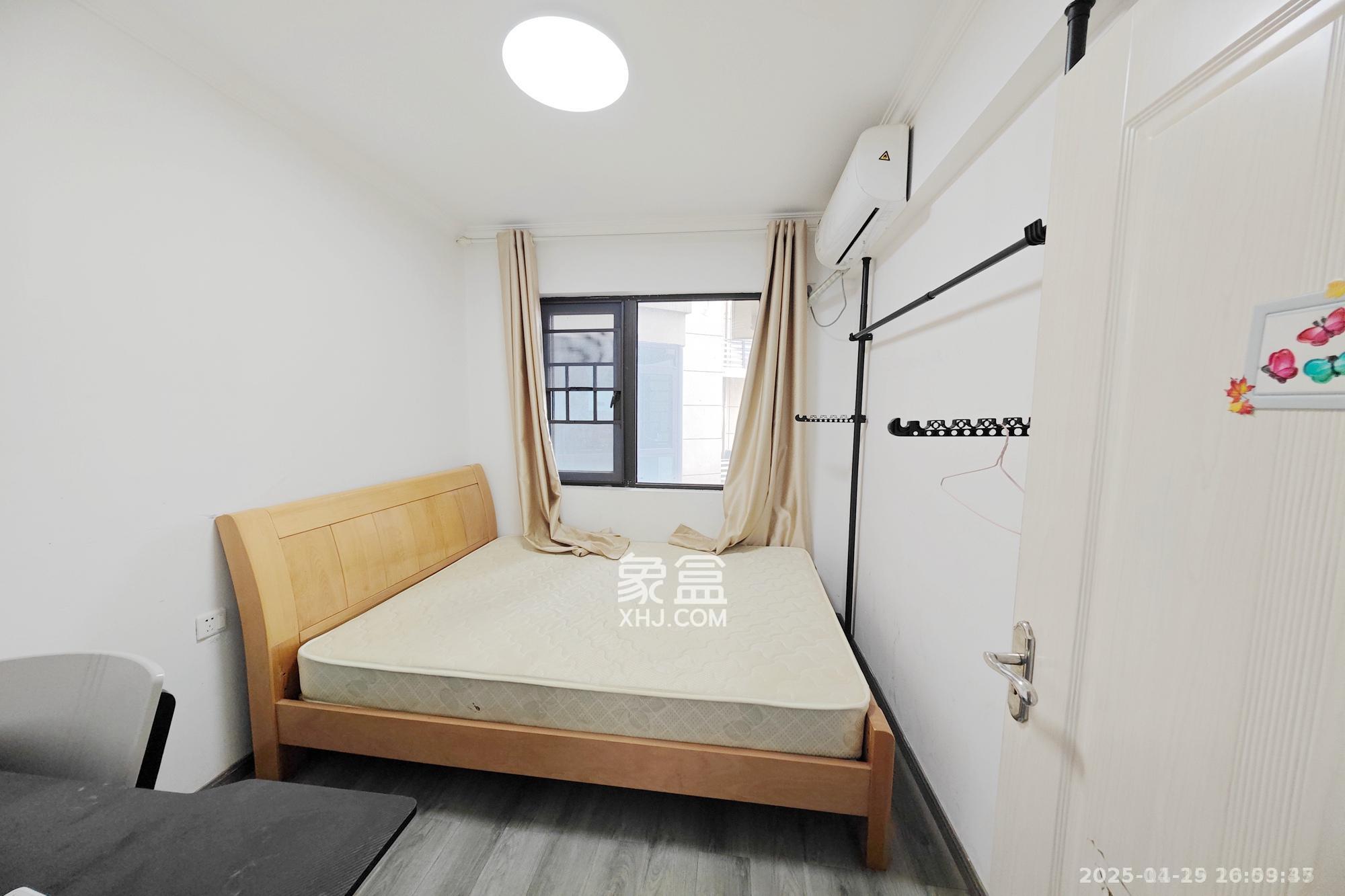 万科魅力之城观澜里  3室2厅2卫    4000.0元/月