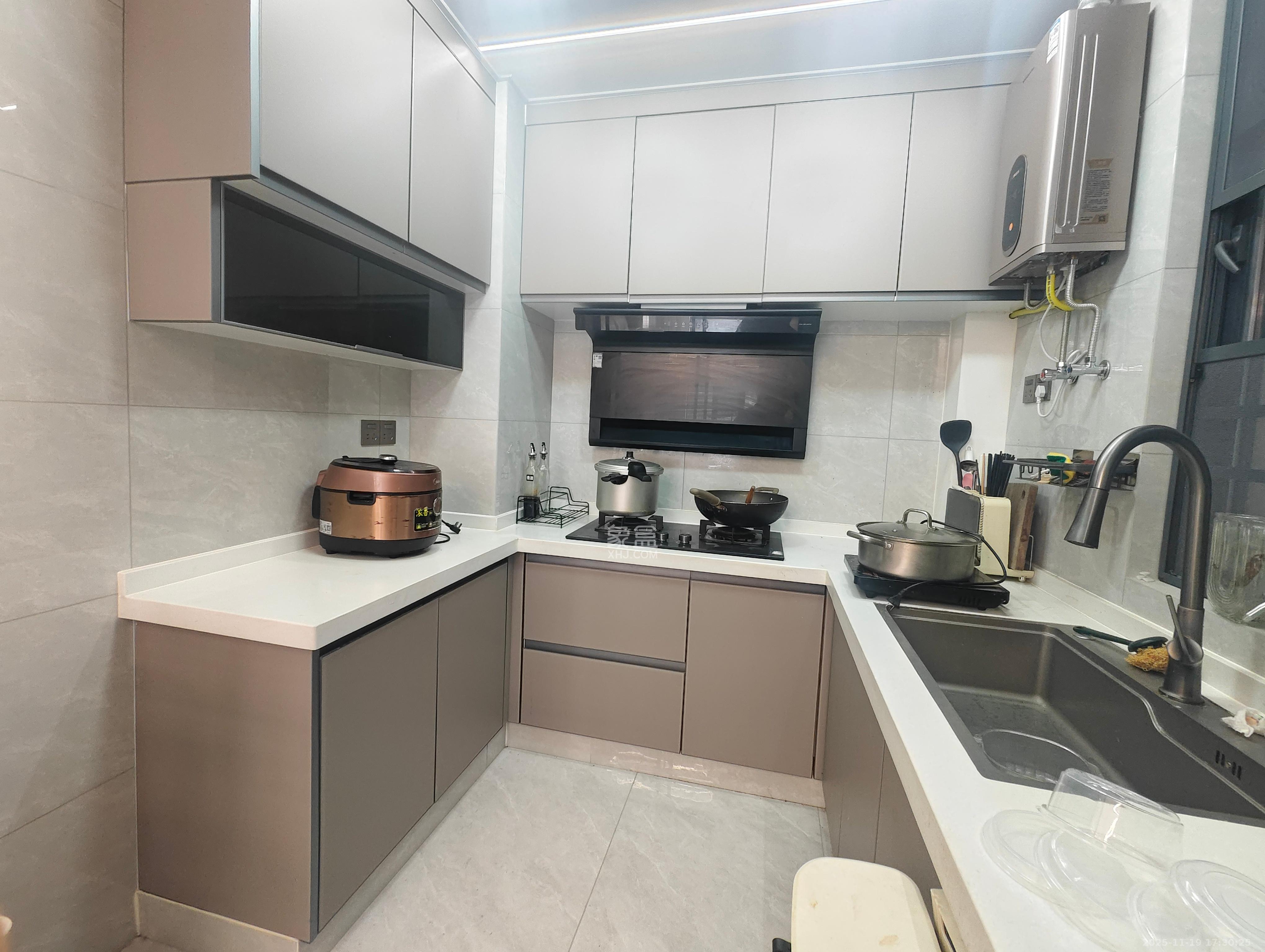 建投象山国际  3室2厅2卫    2800.0元/月室内图