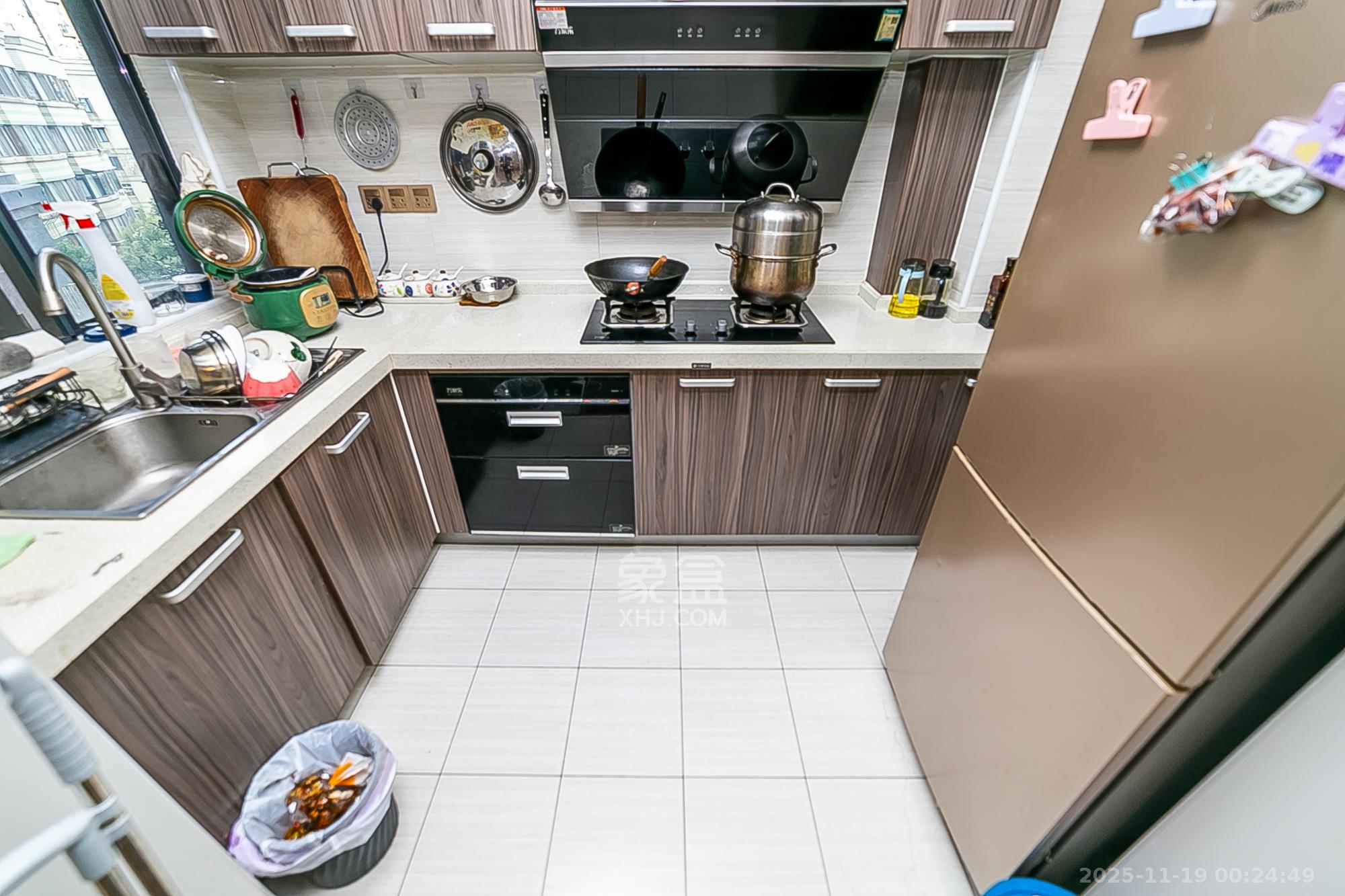 荣悦台  3室2厅2卫    172.0万其他