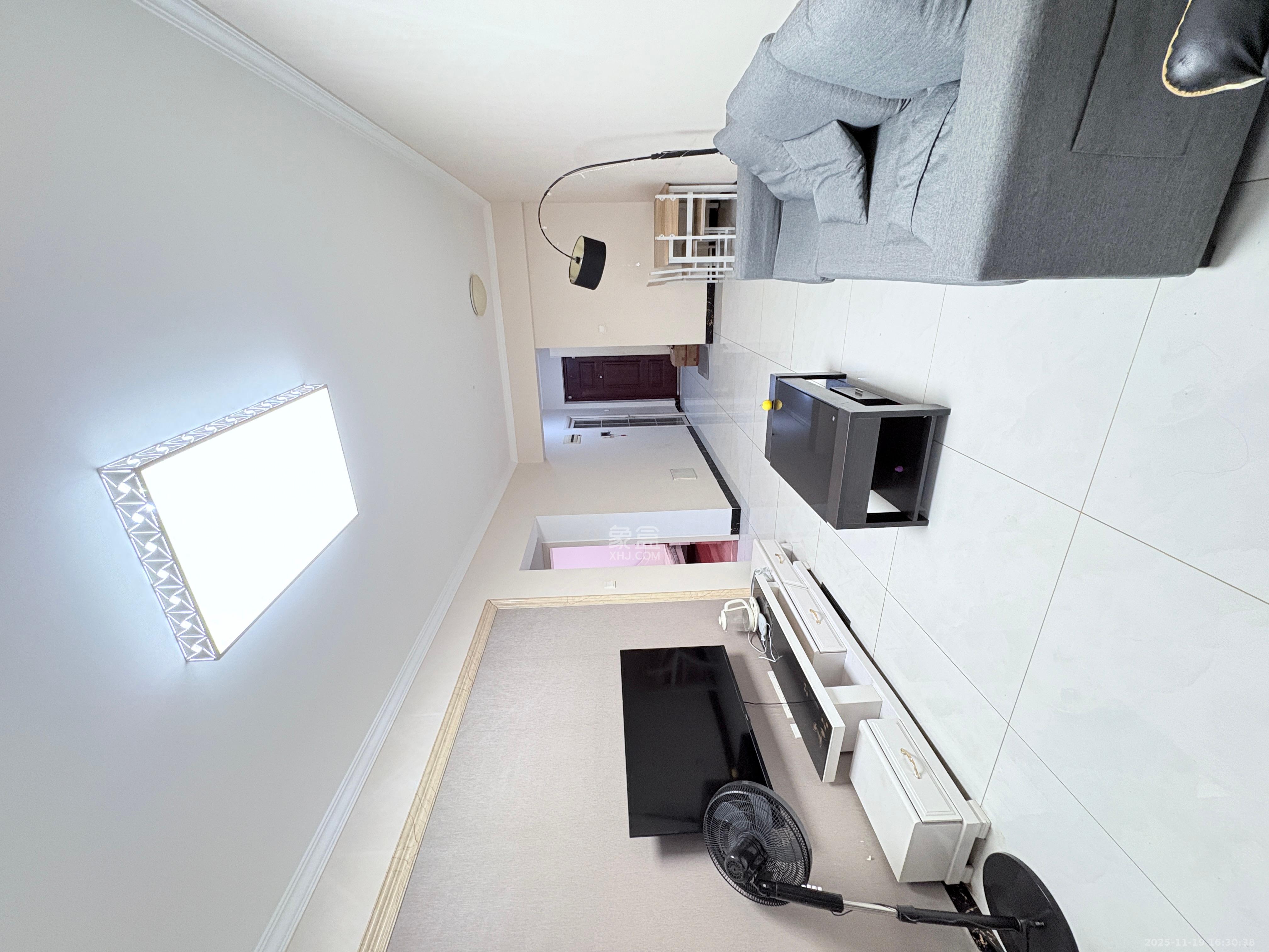 协信星澜汇 3室1厅1卫 2600.0元/月 协信星澜汇 3室1厅1卫 2600.0元/月室内图