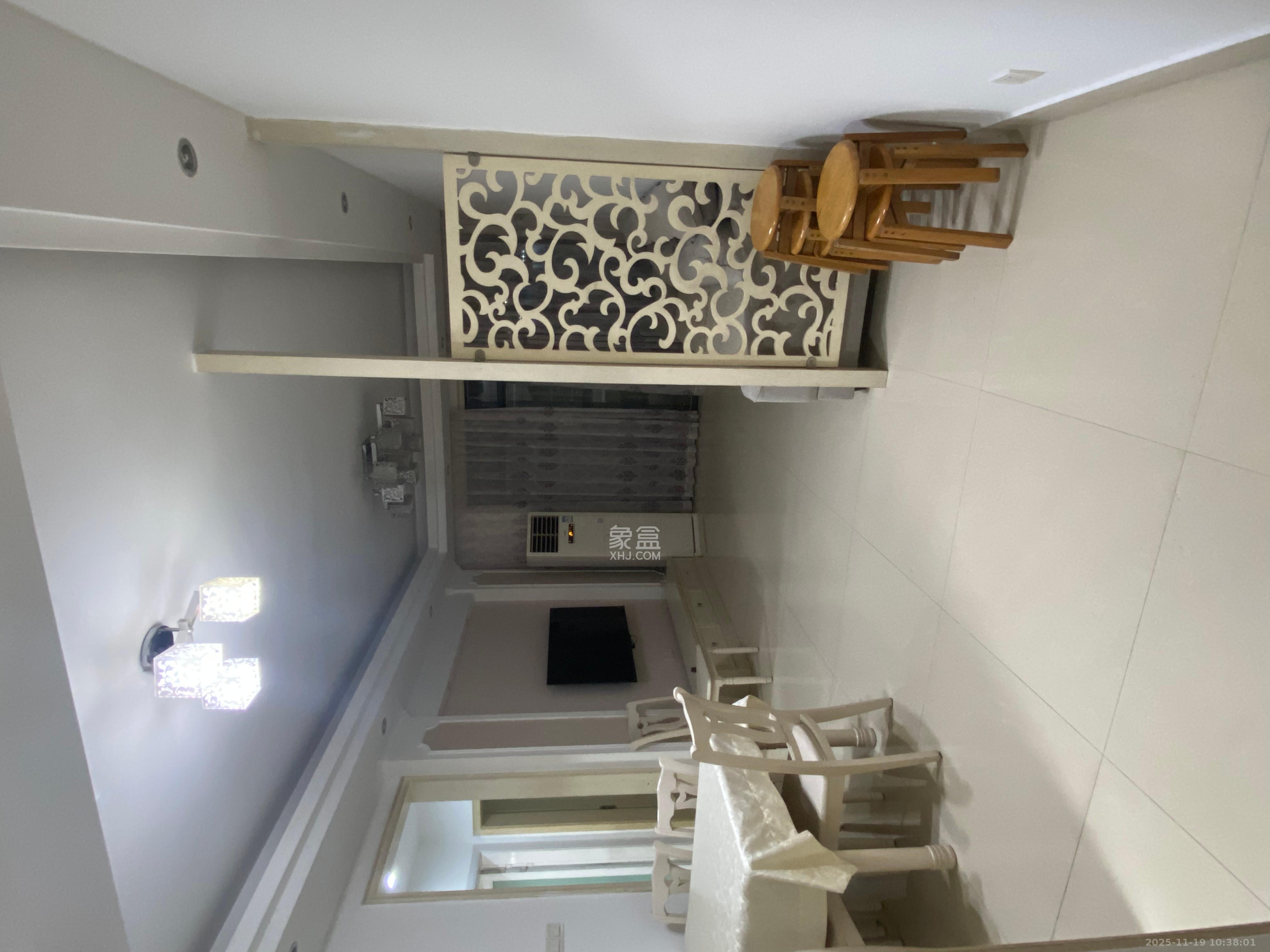 星城映象  2室2厅1卫    2300.0元/月室内图