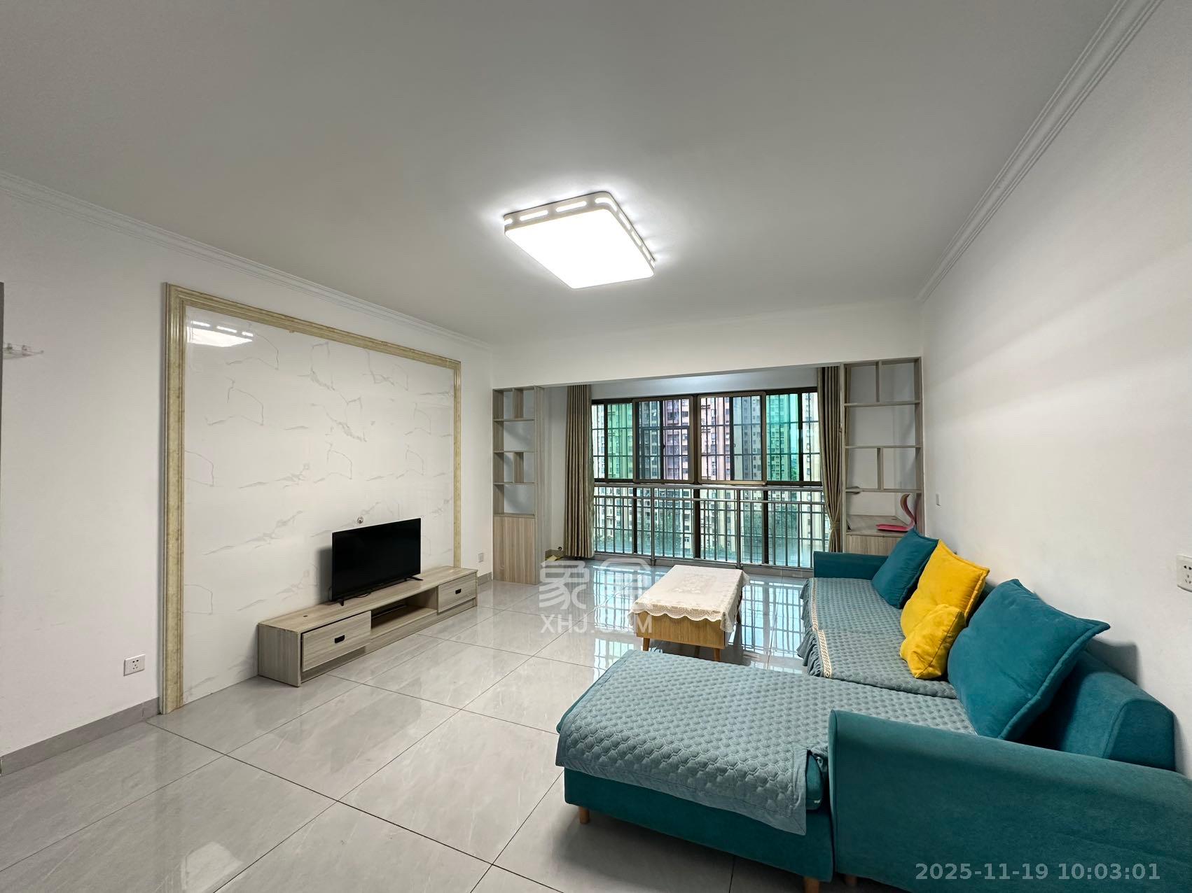 鄱阳佳郡 3室2厅2卫 1900.0元/月 鄱阳佳郡 3室2厅2卫 1900.0元/月室内图